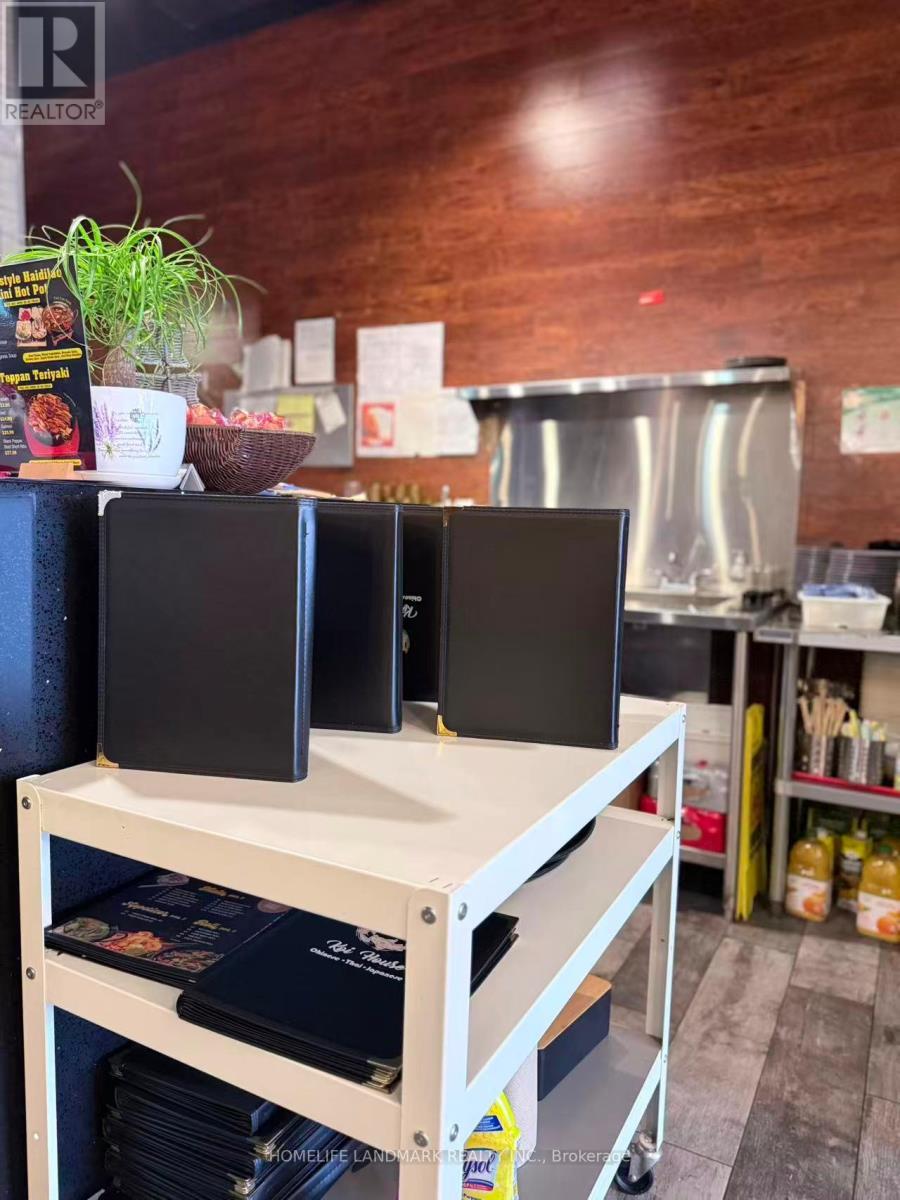 9 - 53 Wilson Street W, Hamilton, ON