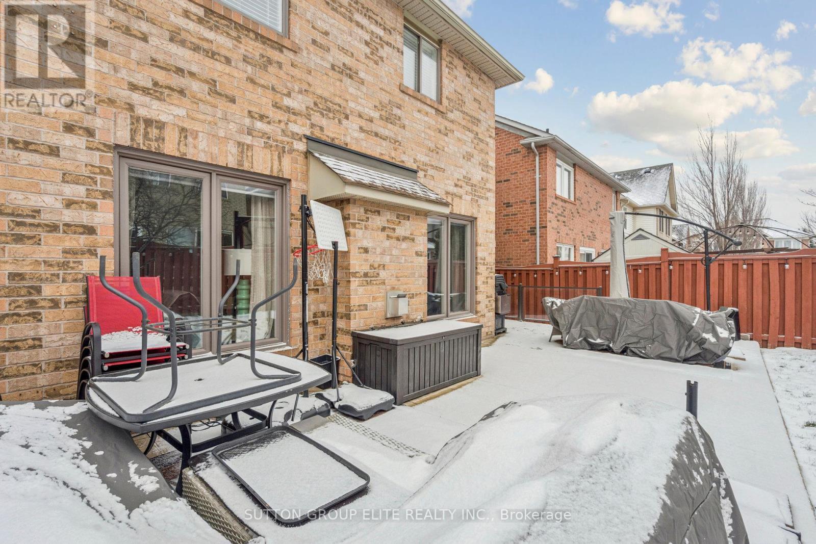 2424 Oakhaven Drive, Oakville, ON - Outdoor With Deck Patio Veranda