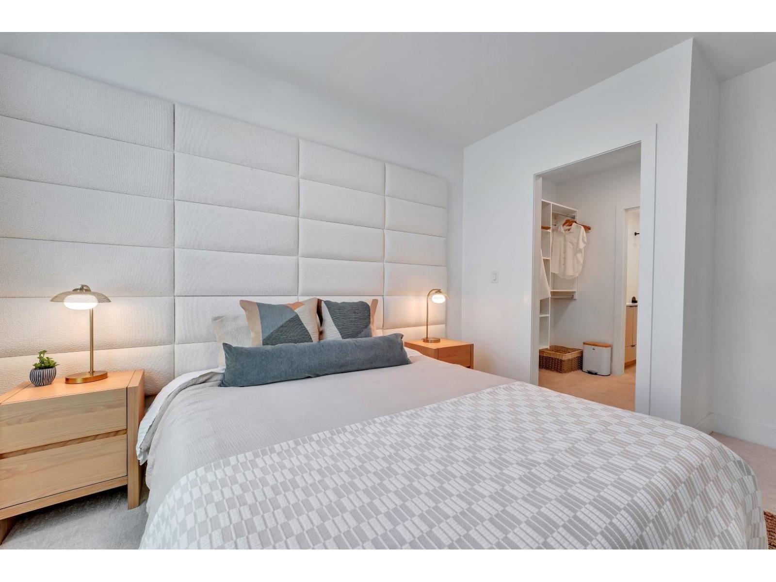 B313 5360 204Th Street, Langley, BC - Indoor Photo Showing Bedroom