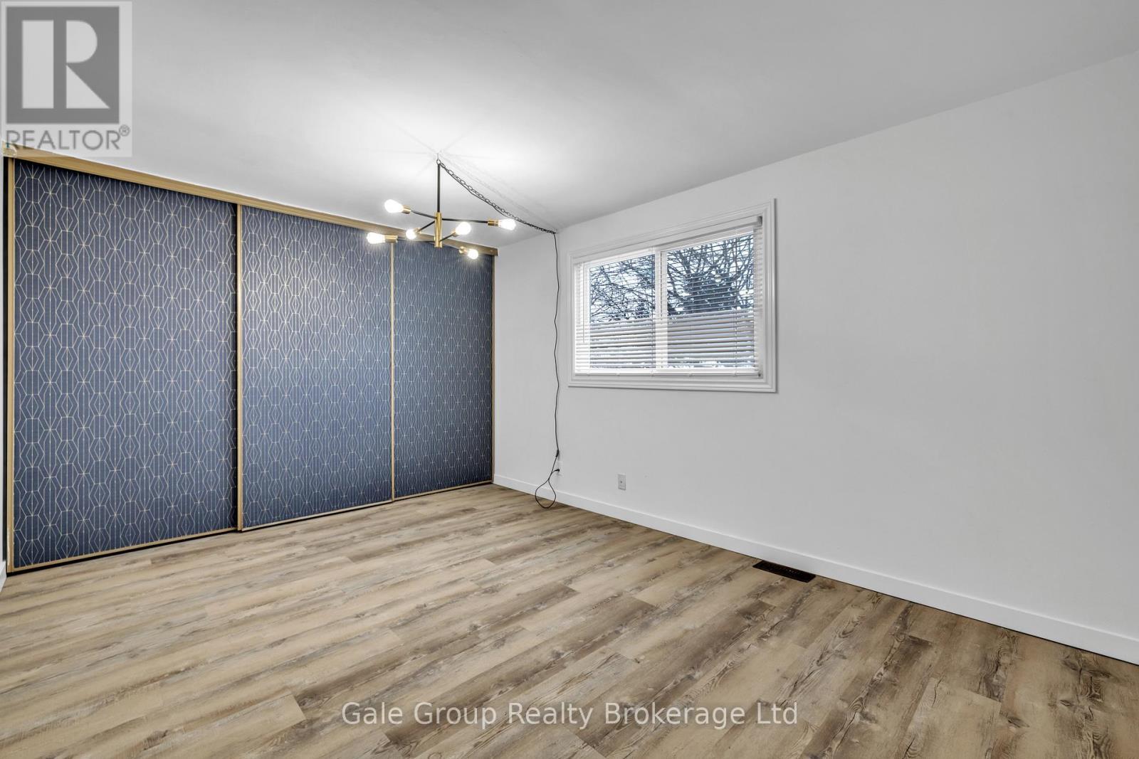 6 - 125 Bay Street, Woodstock (Woodstock - South), ON - Indoor Photo Showing Other Room