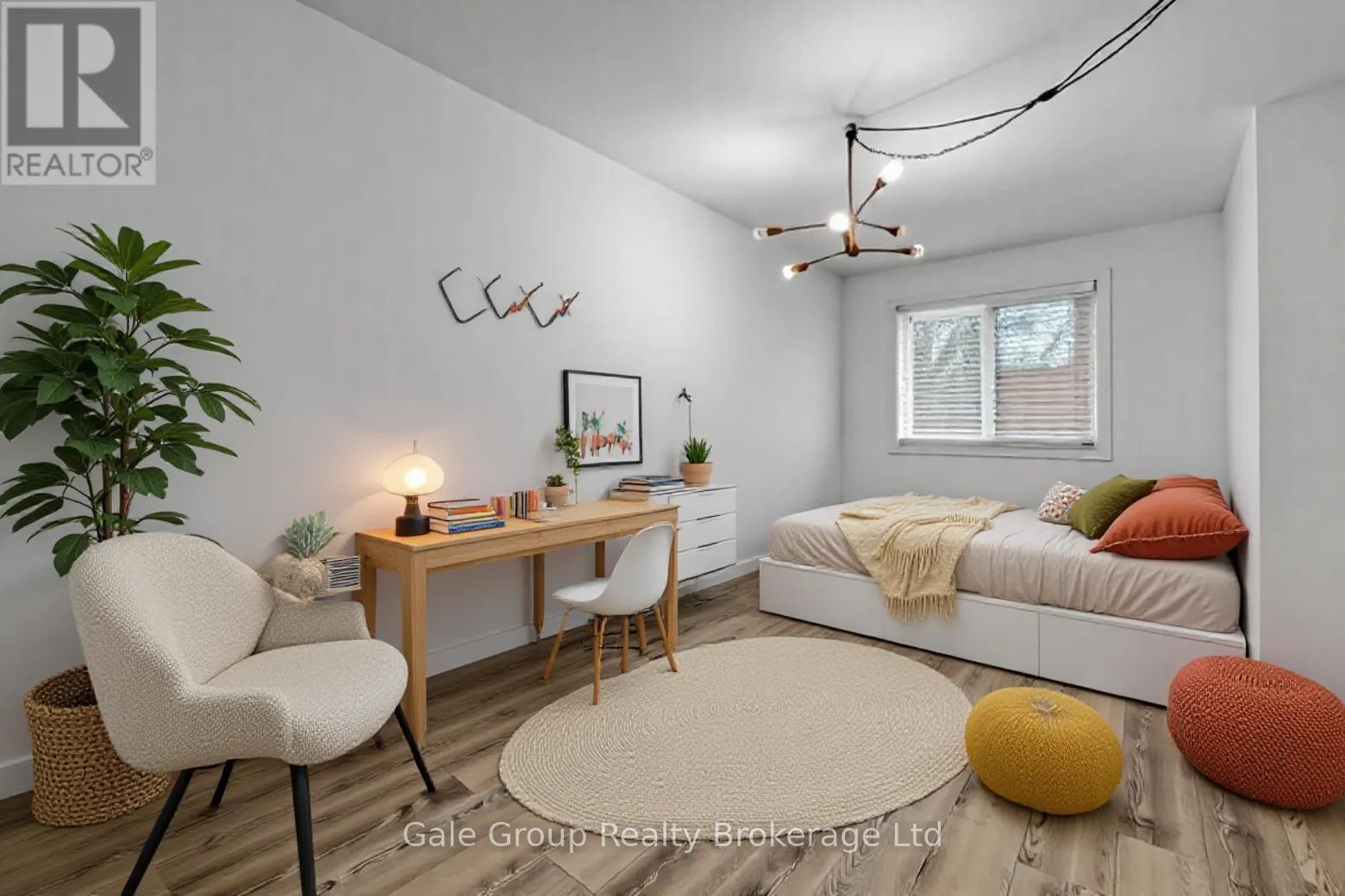 Bedroom 2 with AI Virtual Staging - 6 - 125 Bay Street, Woodstock (Woodstock - South), ON - Indoor Photo Showing Bedroom