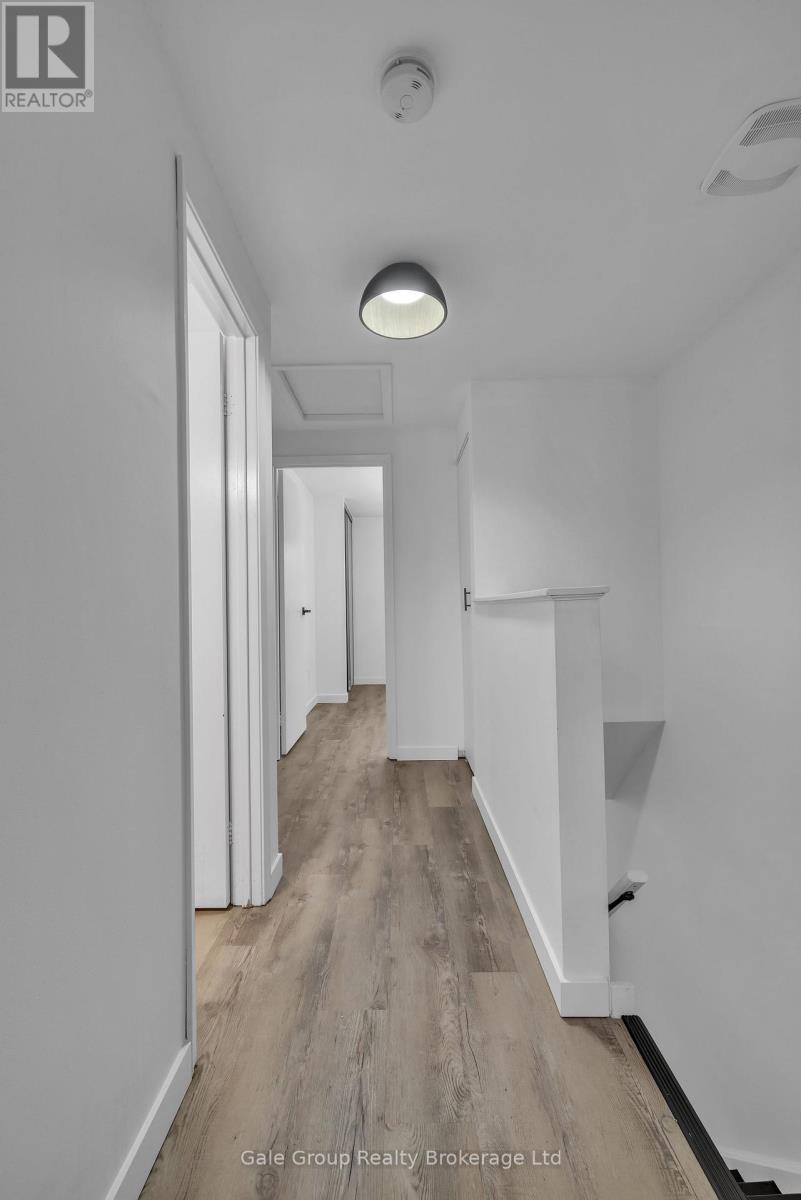 6 - 125 Bay Street, Woodstock (Woodstock - South), ON - Indoor Photo Showing Other Room