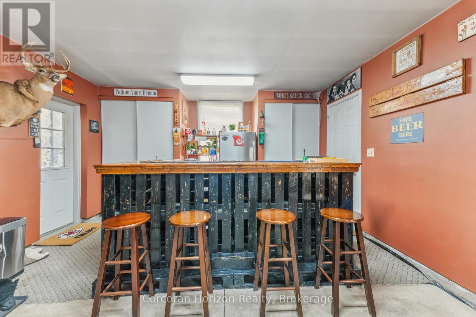 6845 Wilinger Street, Niagara Falls (Stamford), ON - Indoor Photo Showing Other Room