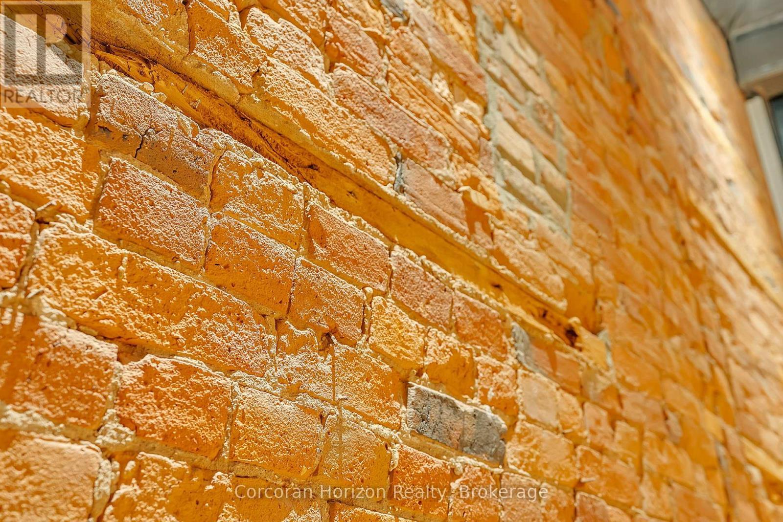 201-B - 12 James Street N, Hamilton (Beasley), ON