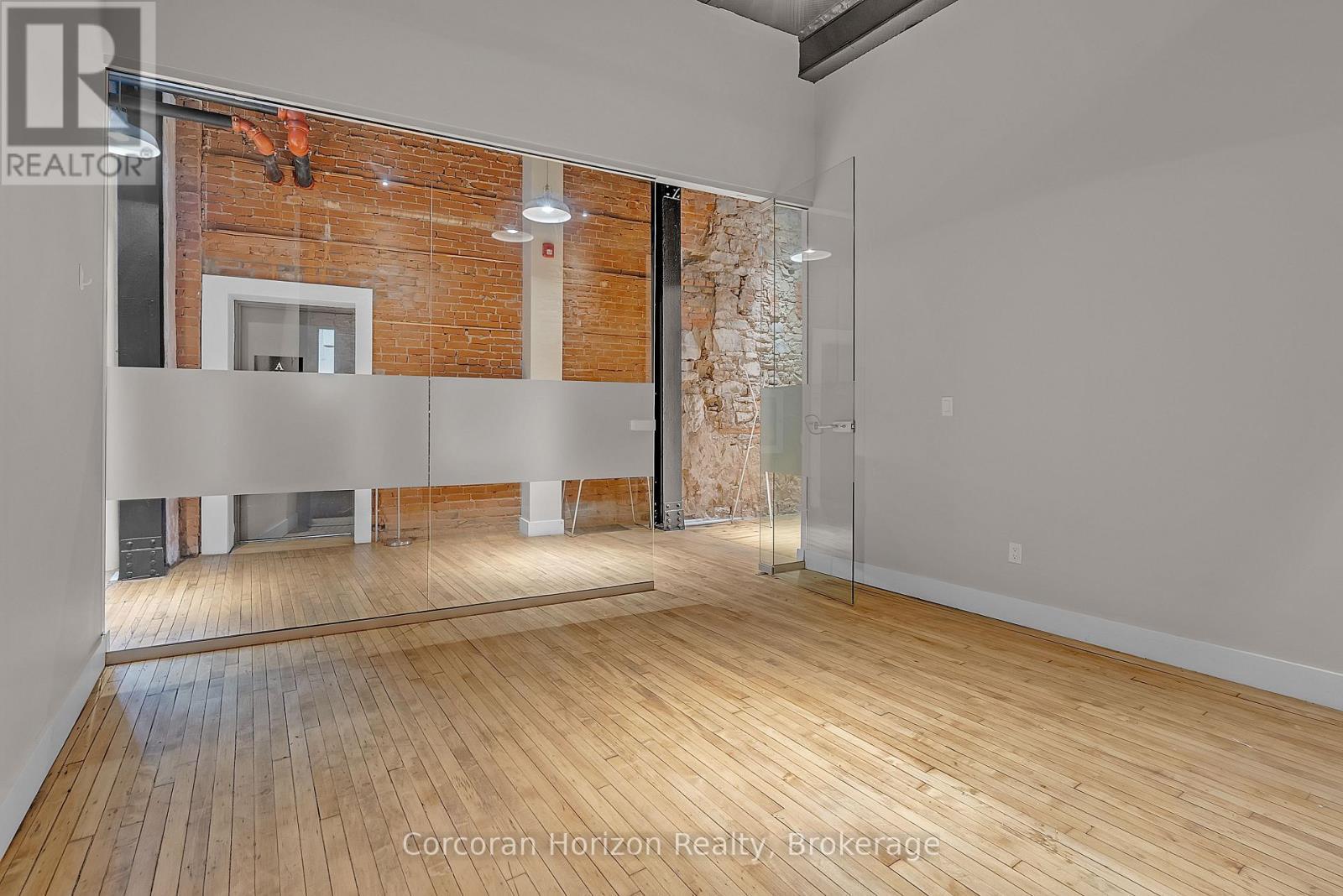 201-B - 12 James Street N, Hamilton (Beasley), ON