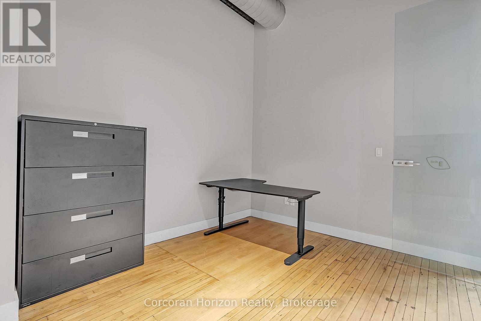 201-E - 12 James Street N, Hamilton (Beasley), ON