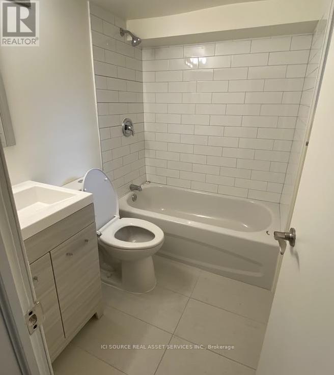 3 - 198 Shaw Street, Toronto, ON - Indoor Photo Showing Bathroom