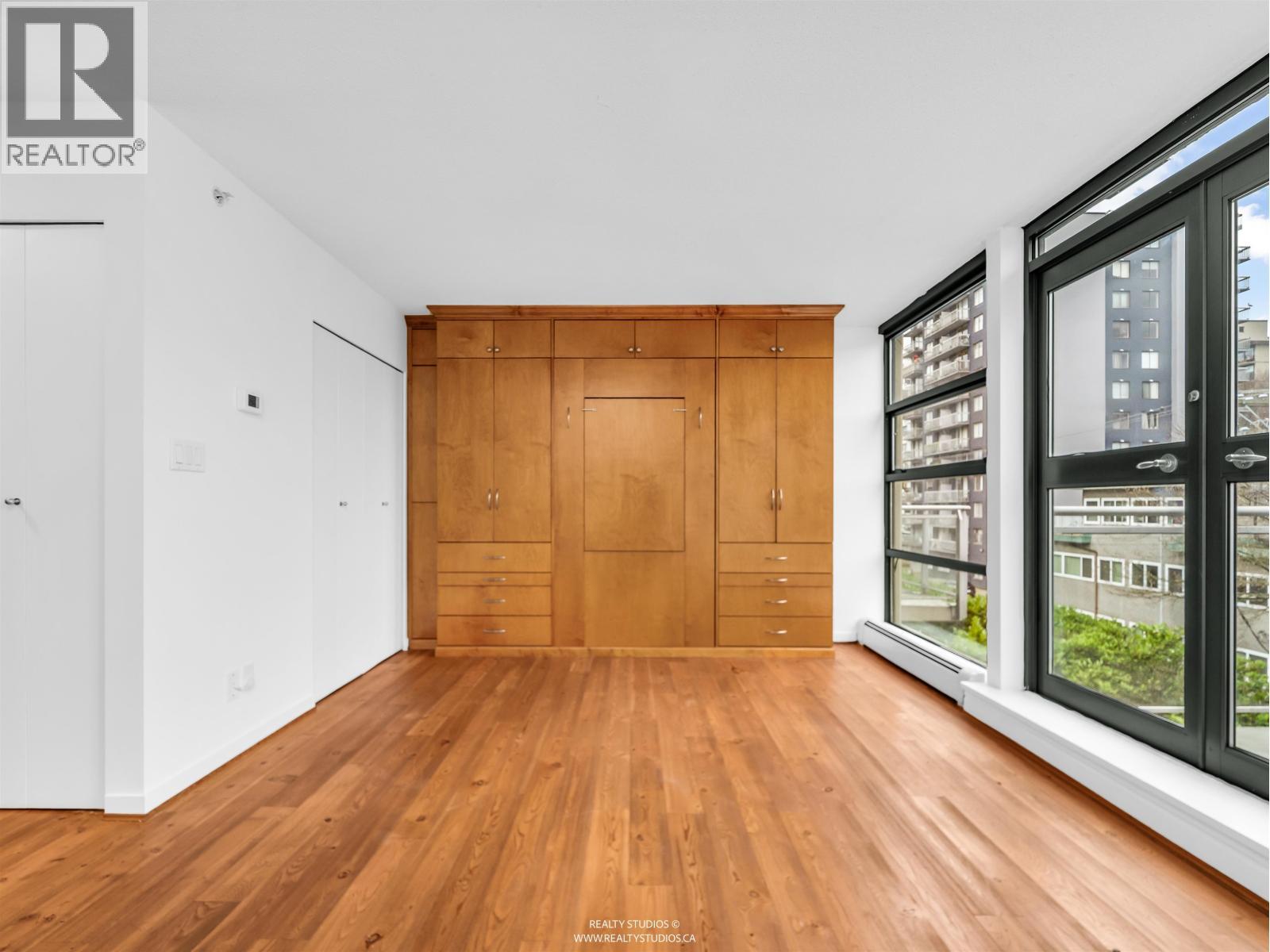 303 1688 Robson Street, Vancouver, BC - Indoor Photo Showing Other Room