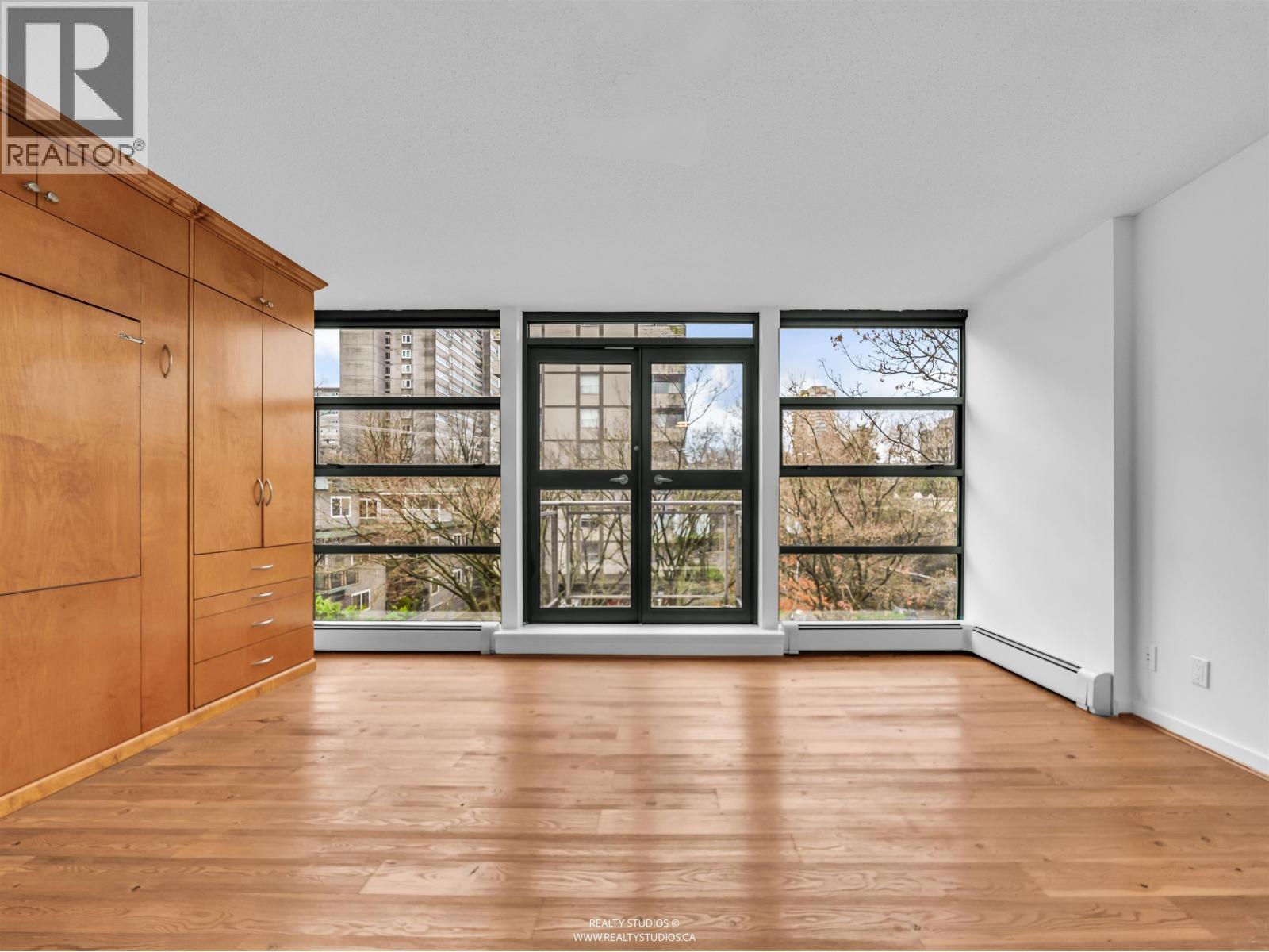 303 1688 Robson Street, Vancouver, BC - Indoor Photo Showing Other Room