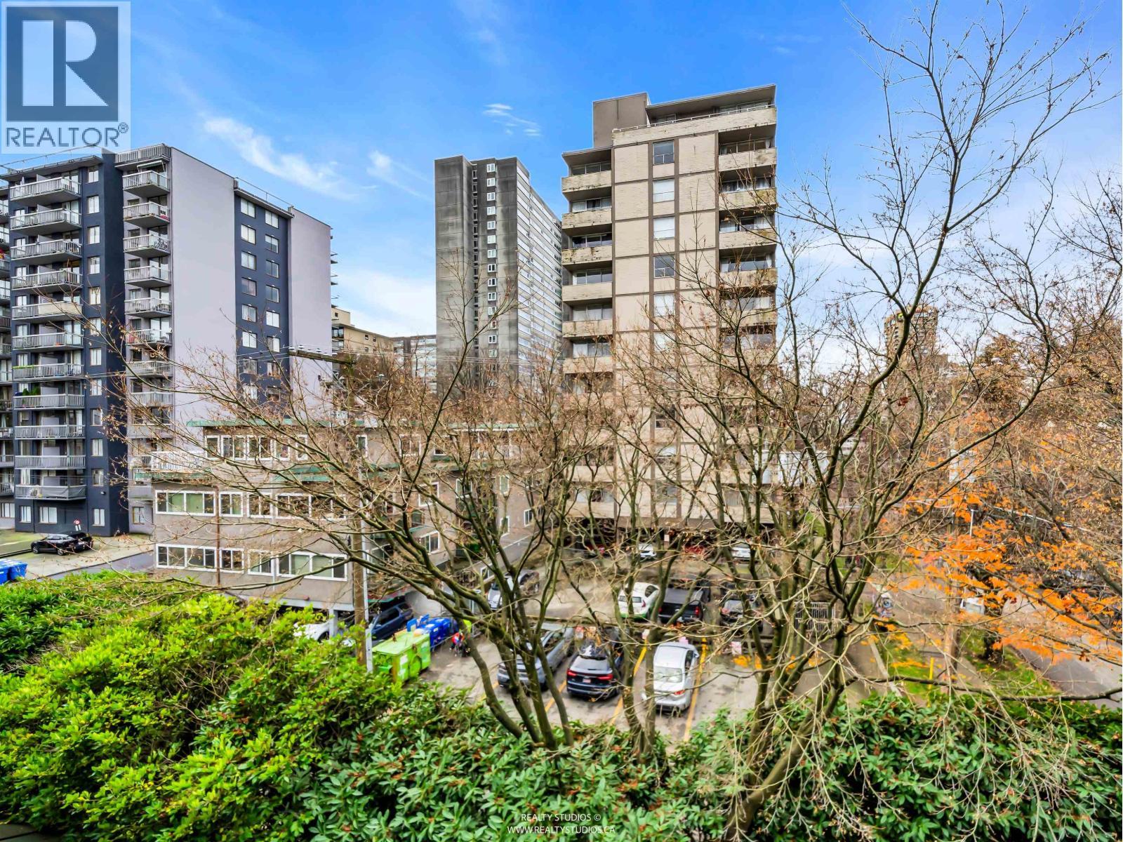 303 1688 Robson Street, Vancouver, BC - Outdoor