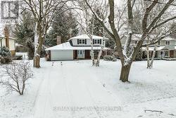 233 WELLINGTON STREET Whitby (Lynde Creek), ON L1N 5L7