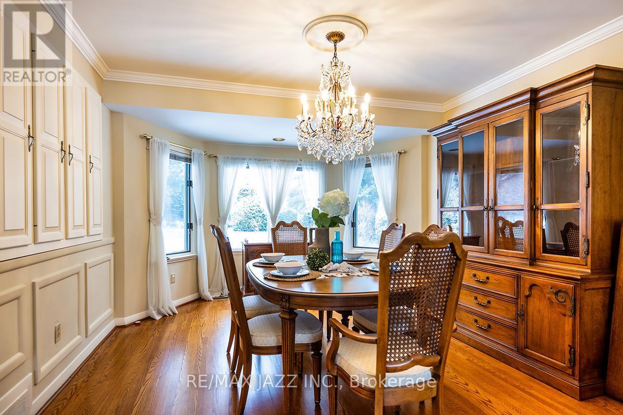 233 Wellington Street, Whitby (Lynde Creek), ON - Indoor Photo Showing Dining Room