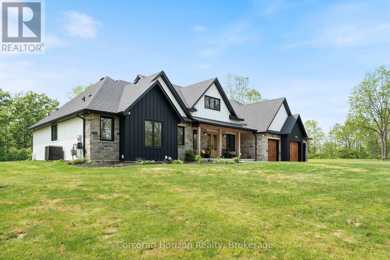 11 Cockshutt Road, Brant (Brantford Twp), ON - Outdoor With Deck Patio Veranda
