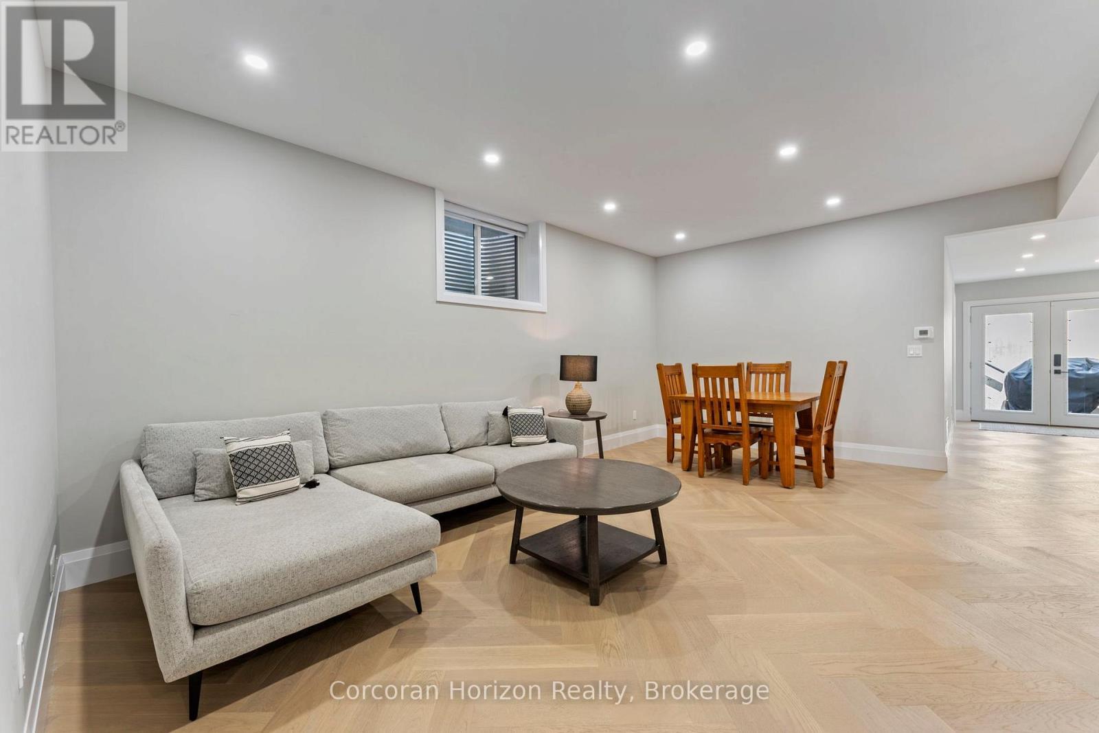 11 Cockshutt Road, Brant (Brantford Twp), ON - Indoor