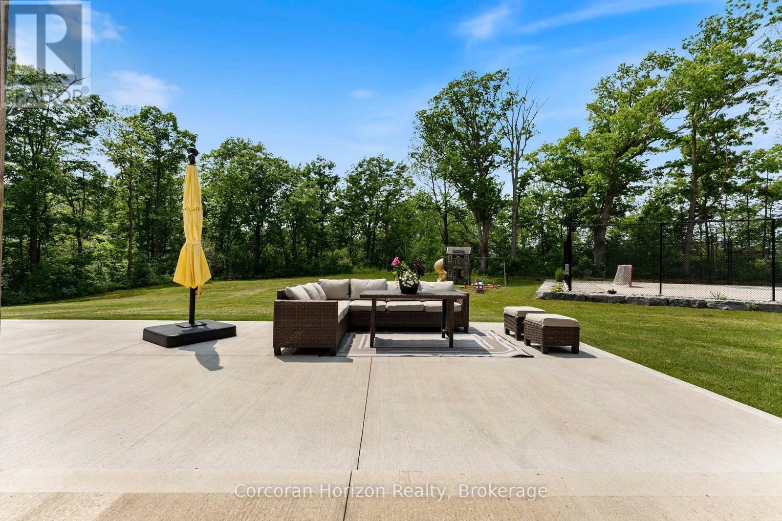 11 Cockshutt Road, Brant (Brantford Twp), ON - Outdoor