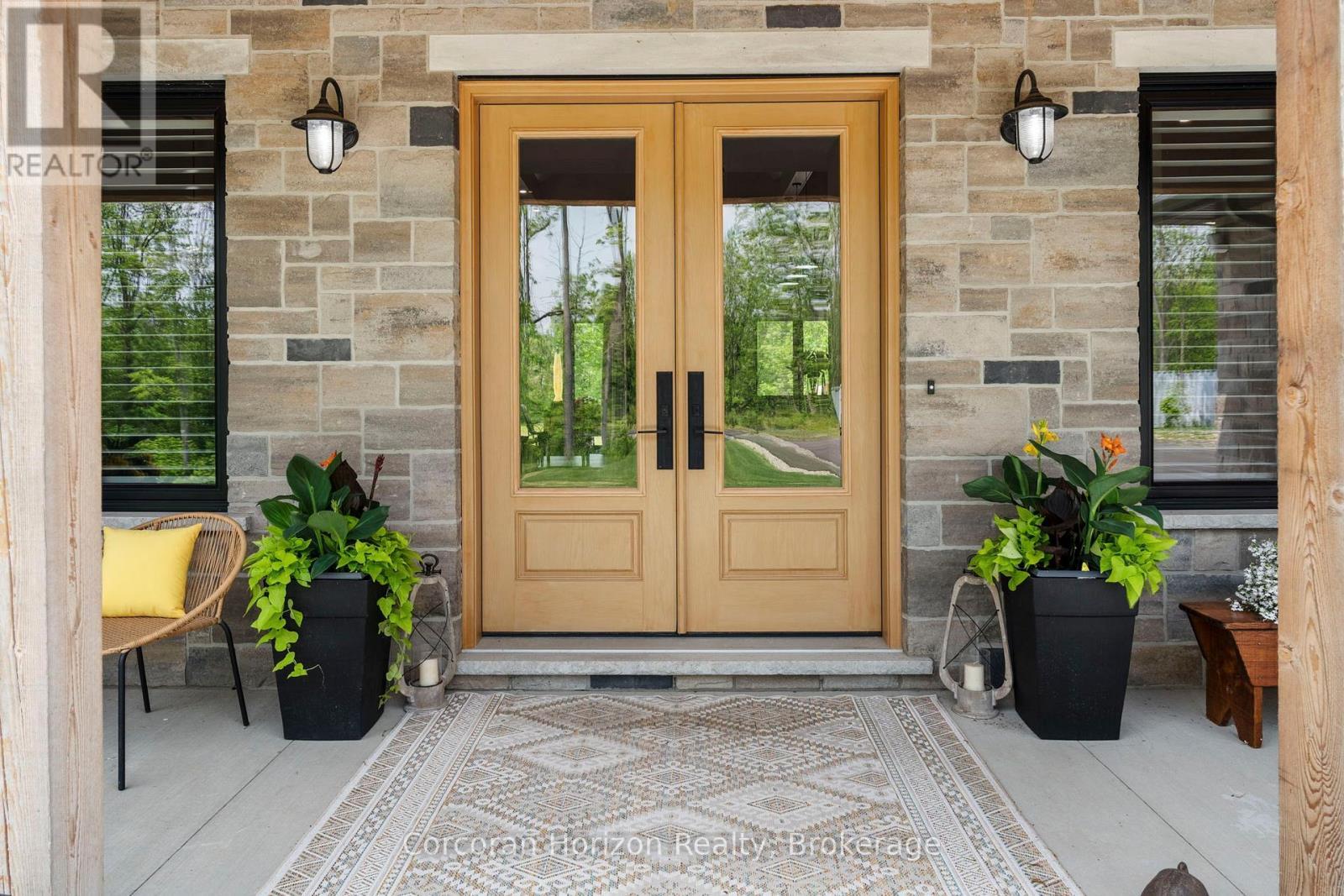 11 Cockshutt Road, Brant (Brantford Twp), ON - Outdoor With Exterior