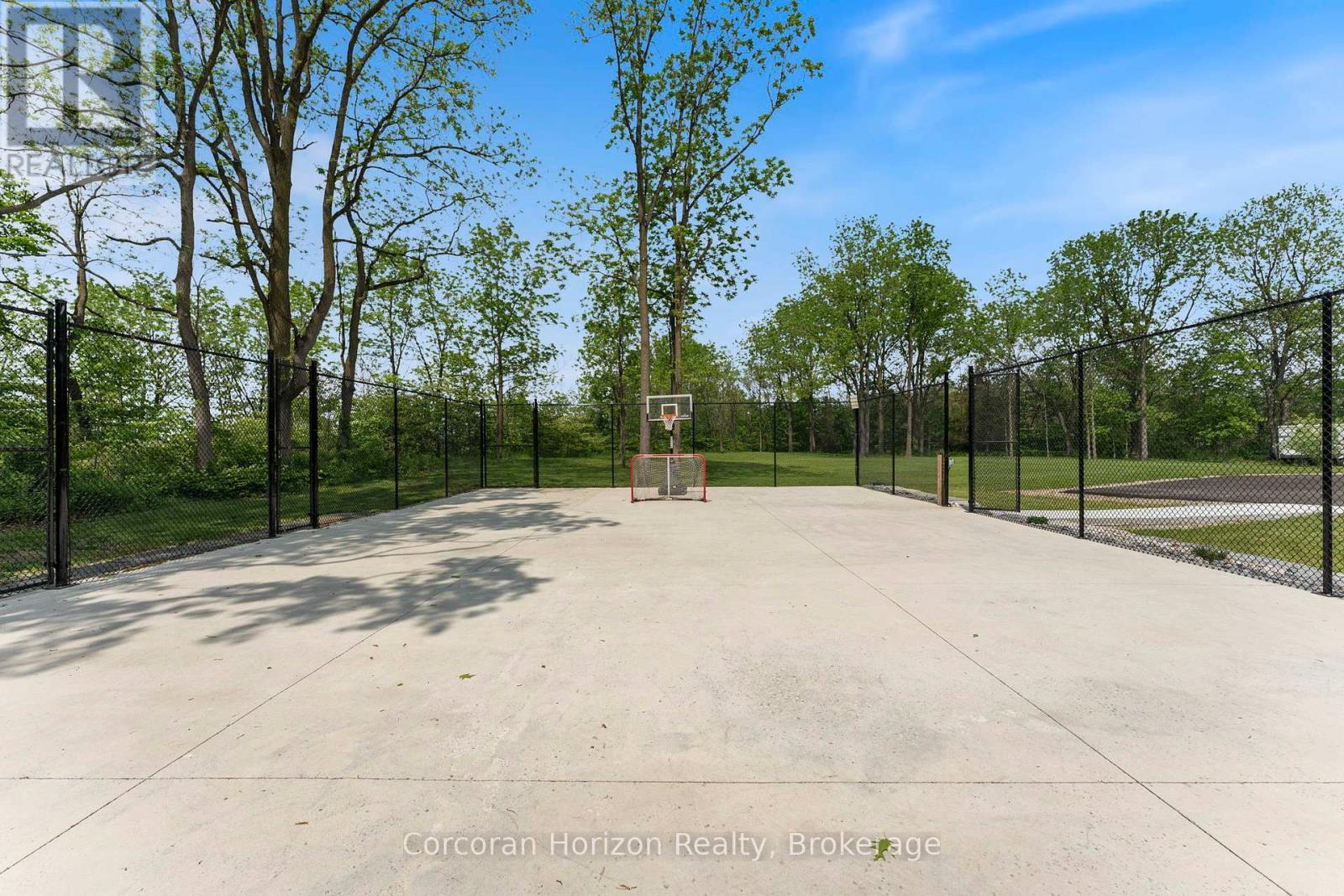 11 Cockshutt Road, Brant (Brantford Twp), ON - Outdoor