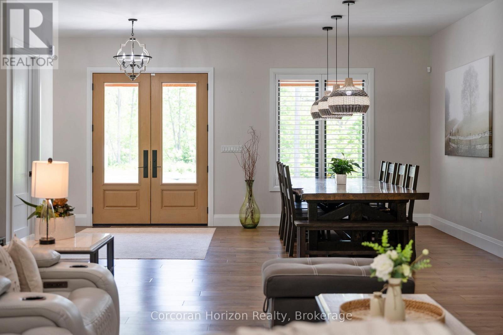 11 Cockshutt Road, Brant (Brantford Twp), ON - Indoor