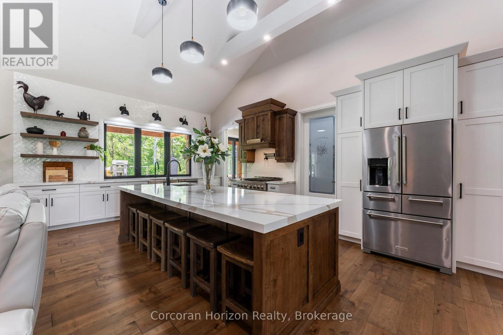 11 Cockshutt Road, Brant (Brantford Twp), ON - Indoor Photo Showing Kitchen