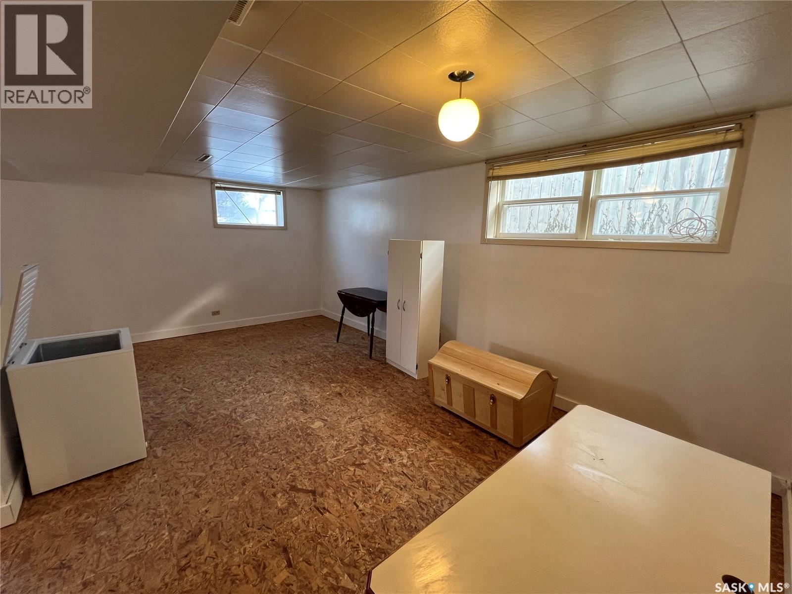 105 Bemister Avenue W, Melfort, SK - Indoor