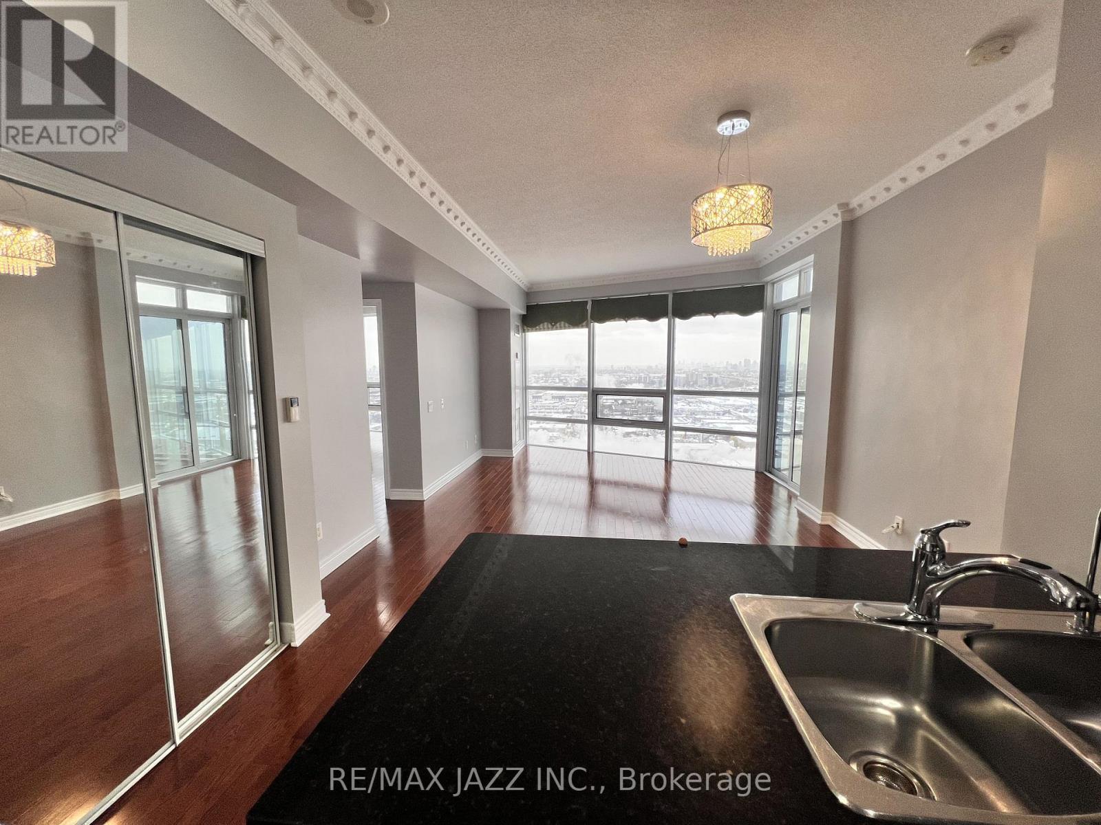 3505 - 83 Borough Drive, Toronto (Bendale), ON - Indoor