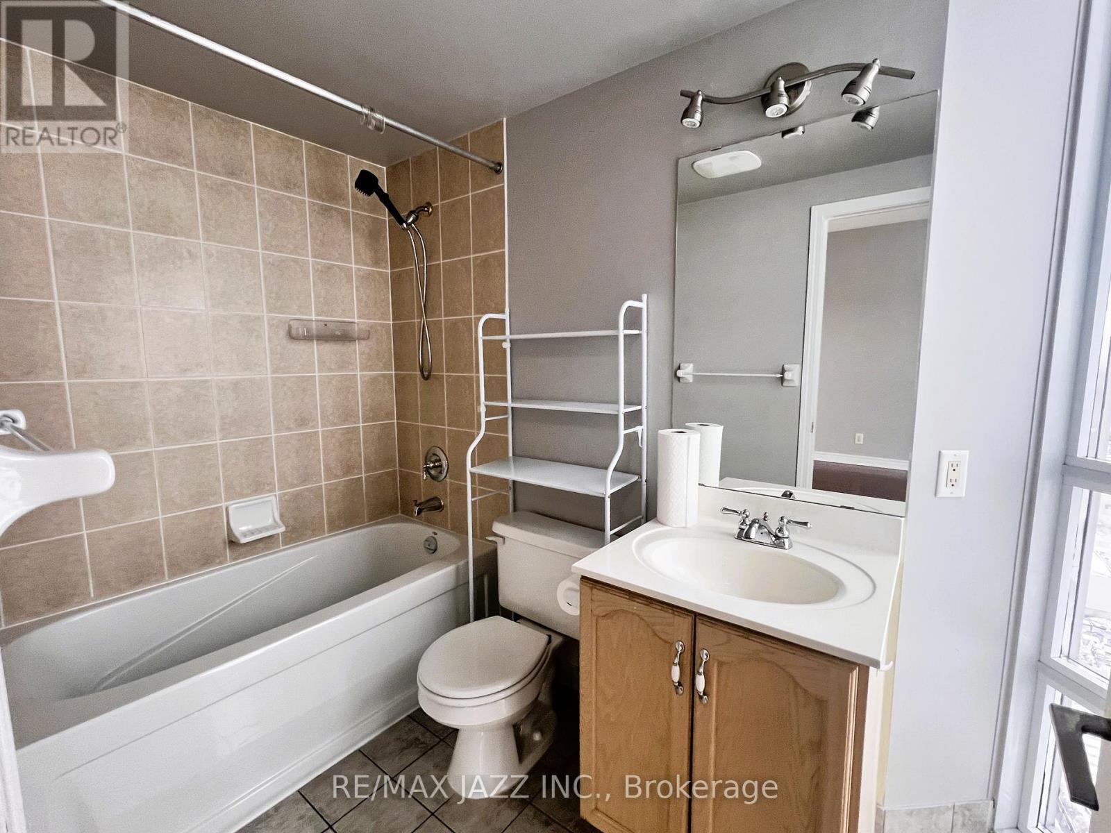 3505 - 83 Borough Drive, Toronto (Bendale), ON - Indoor Photo Showing Bathroom