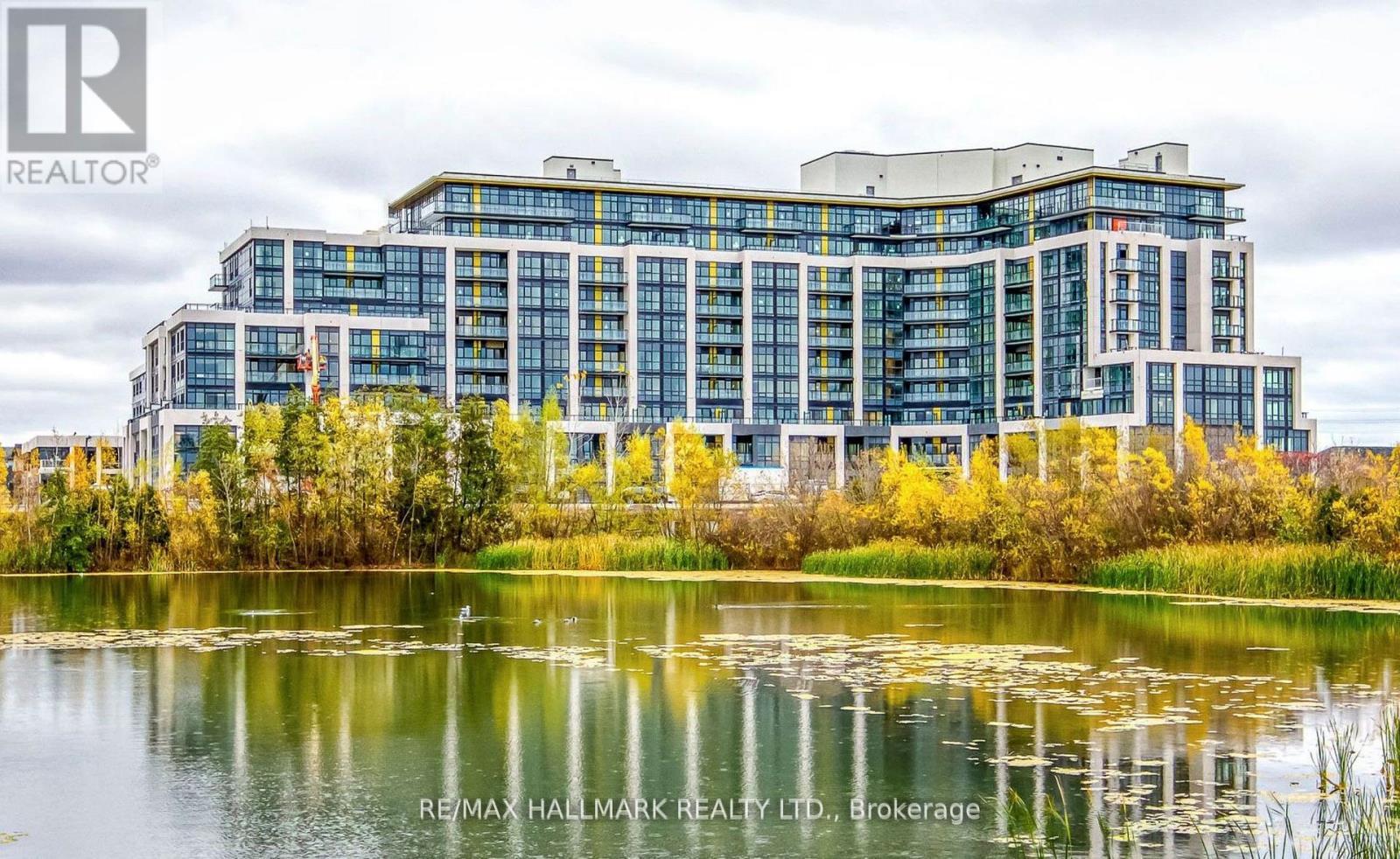 329 - 405 Dundas Street W, Oakville, ON - Outdoor With Body Of Water With Facade