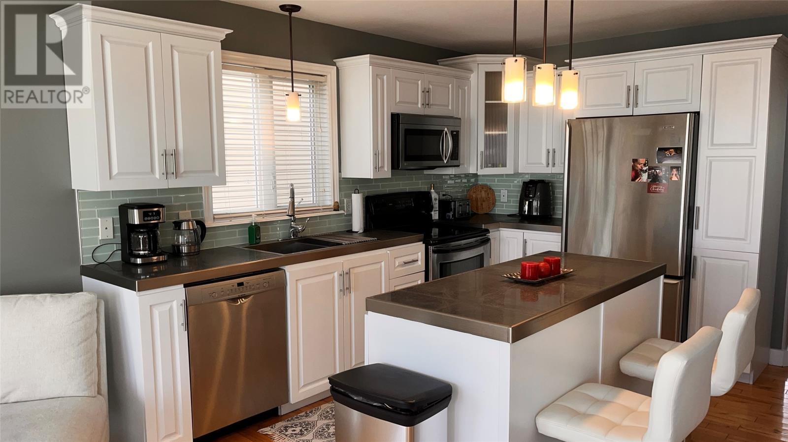 41 Macbeth Drive, St. Johns, NL - Indoor Photo Showing Kitchen