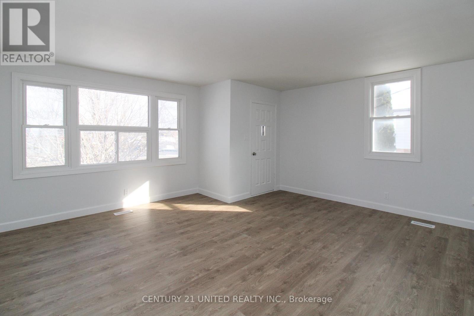 611 Asburnham Drive, Peterborough (Ashburnham Ward 4), ON - Indoor Photo Showing Other Room