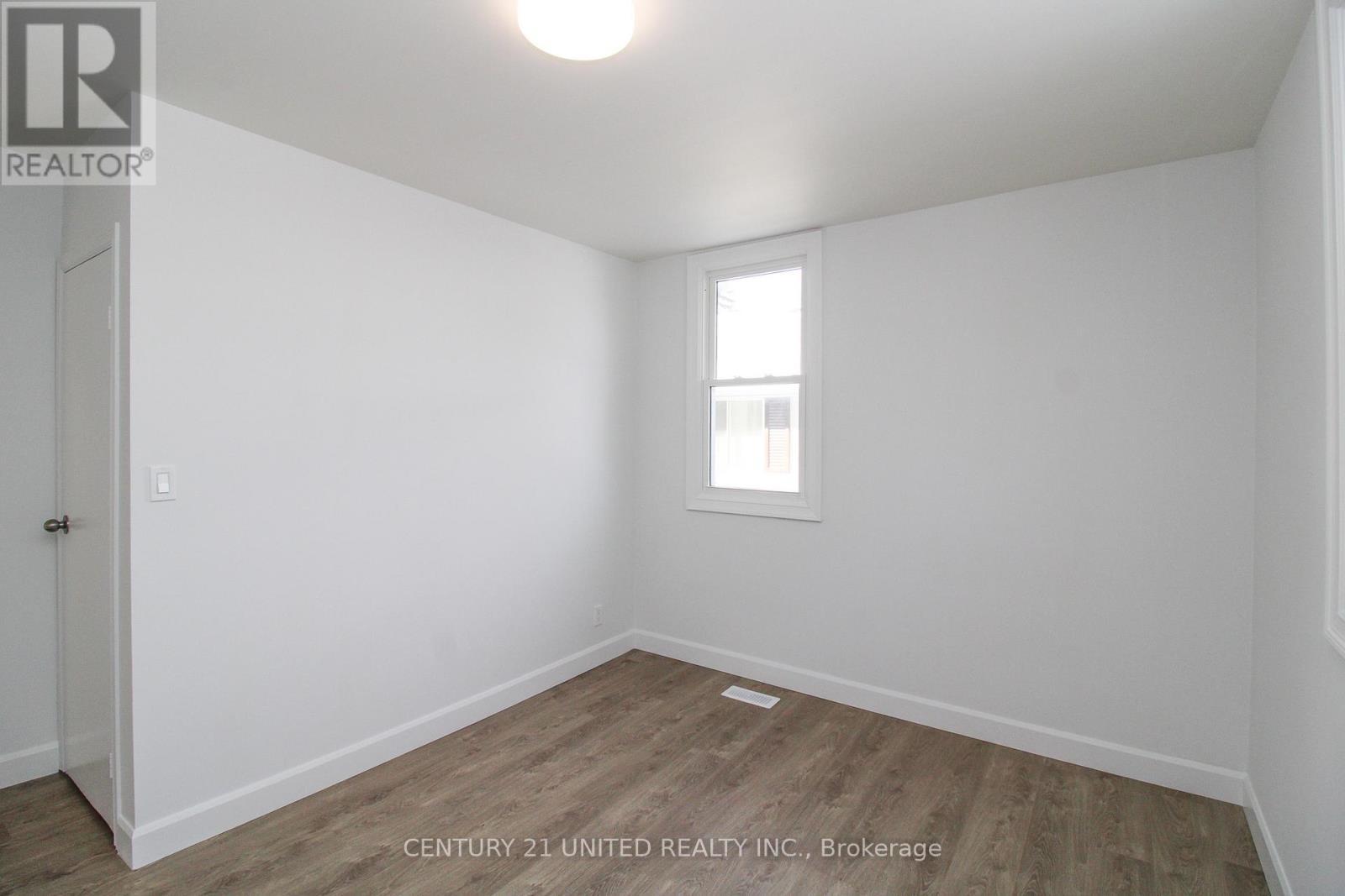 611 Asburnham Drive, Peterborough (Ashburnham Ward 4), ON - Indoor Photo Showing Other Room