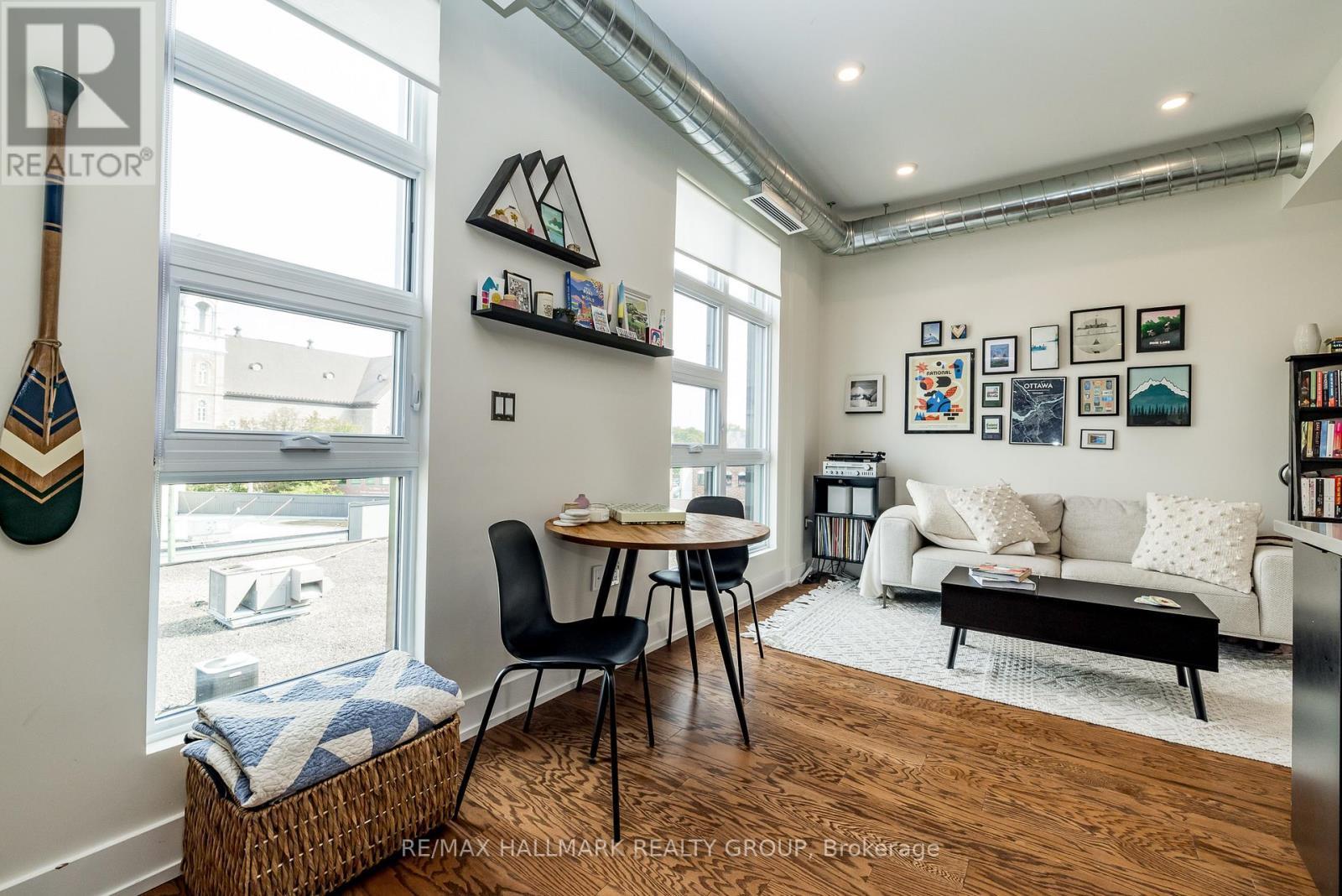 404 - 101 Pinhey Street N, Ottawa, ON - Indoor