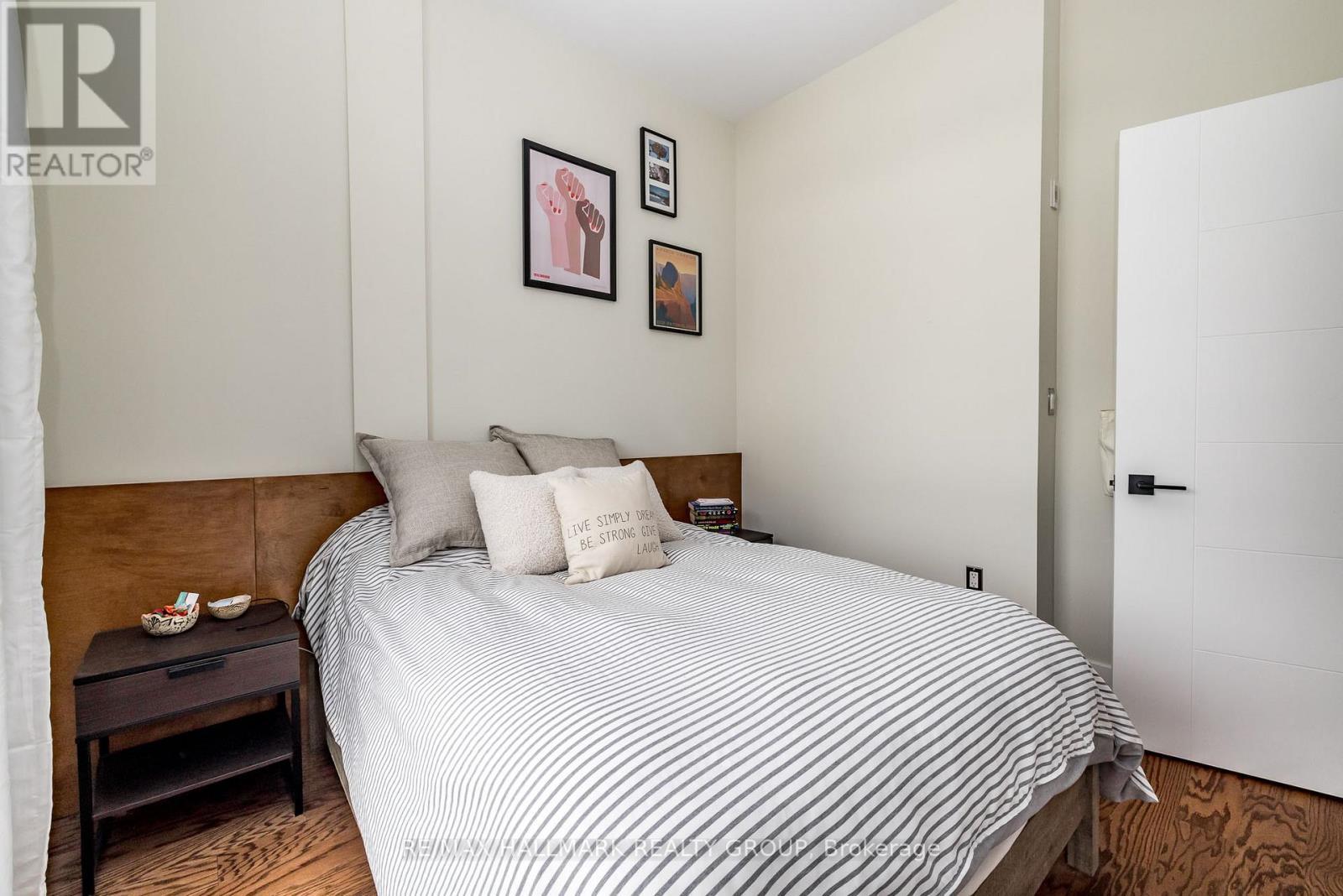 404 - 101 Pinhey Street N, Ottawa, ON - Indoor Photo Showing Bedroom