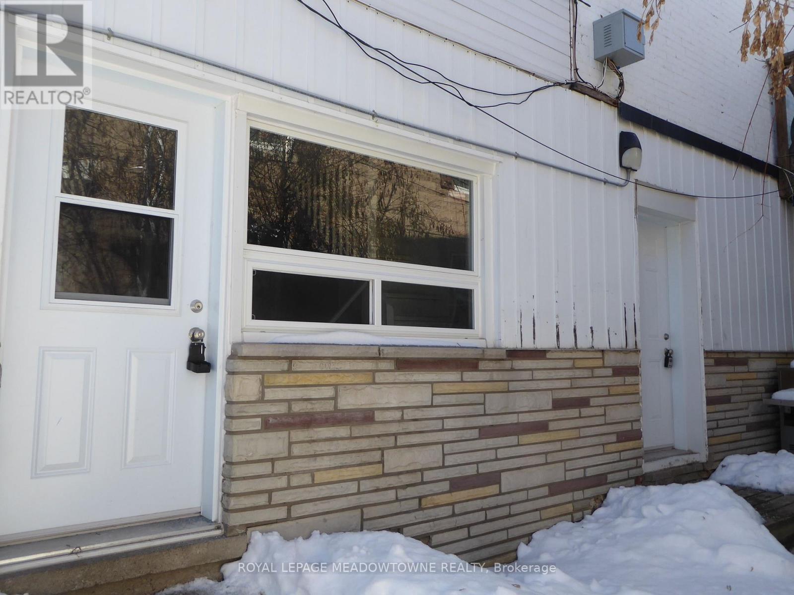 1 - 12 Wesleyan Street, Halton Hills, ON - Outdoor With Exterior