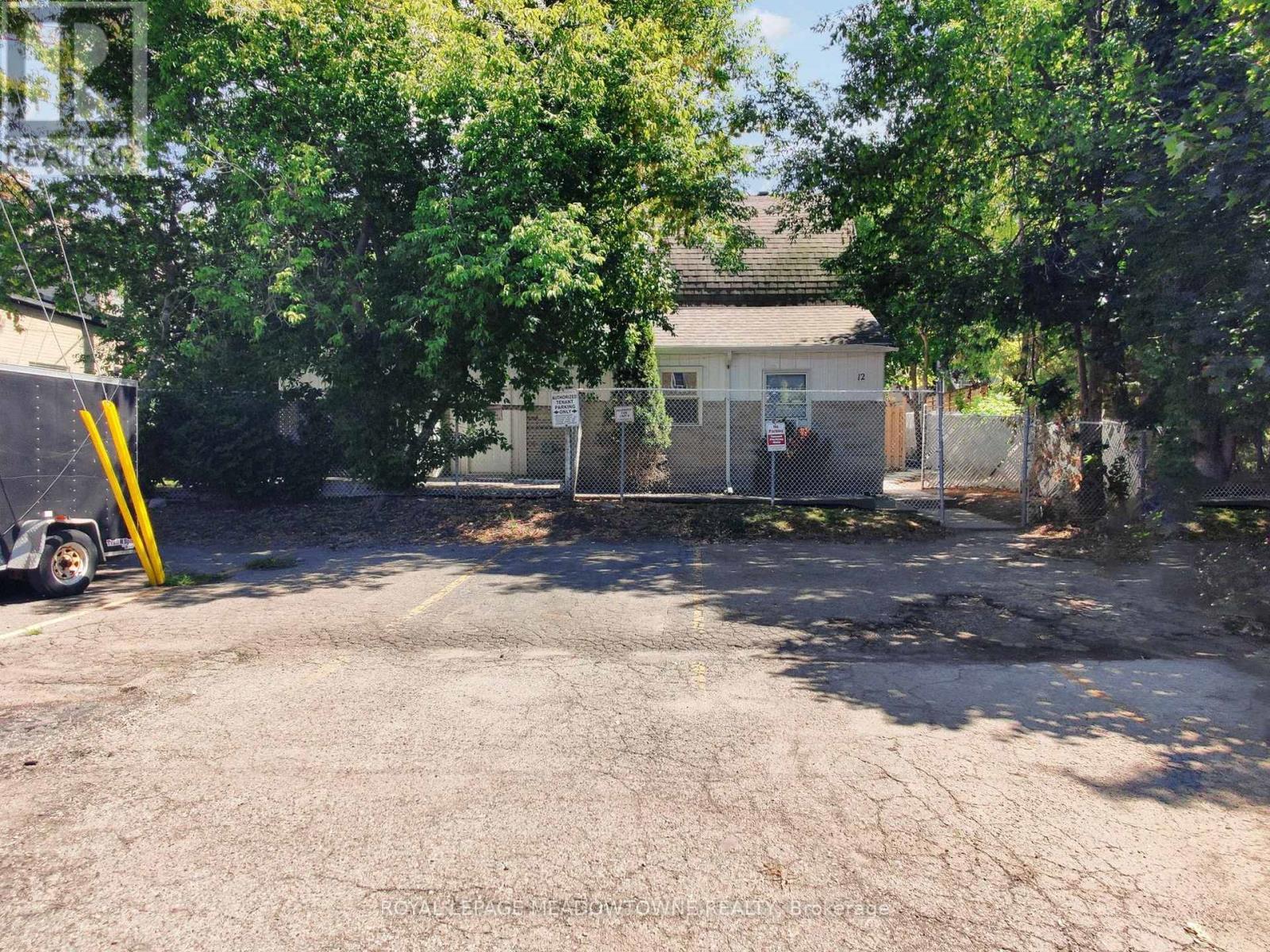 1 - 12 Wesleyan Street, Halton Hills, ON - Outdoor