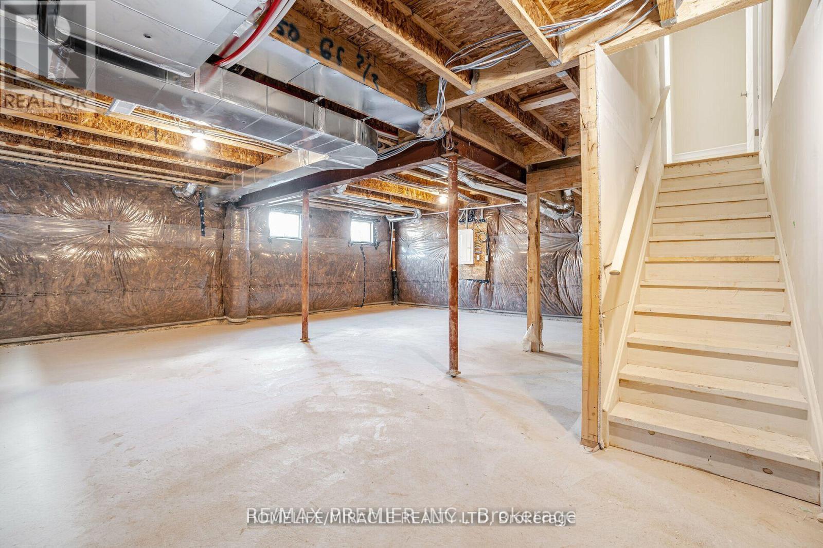 70 Ever Sweet Way, Thorold, ON - Indoor Photo Showing Basement