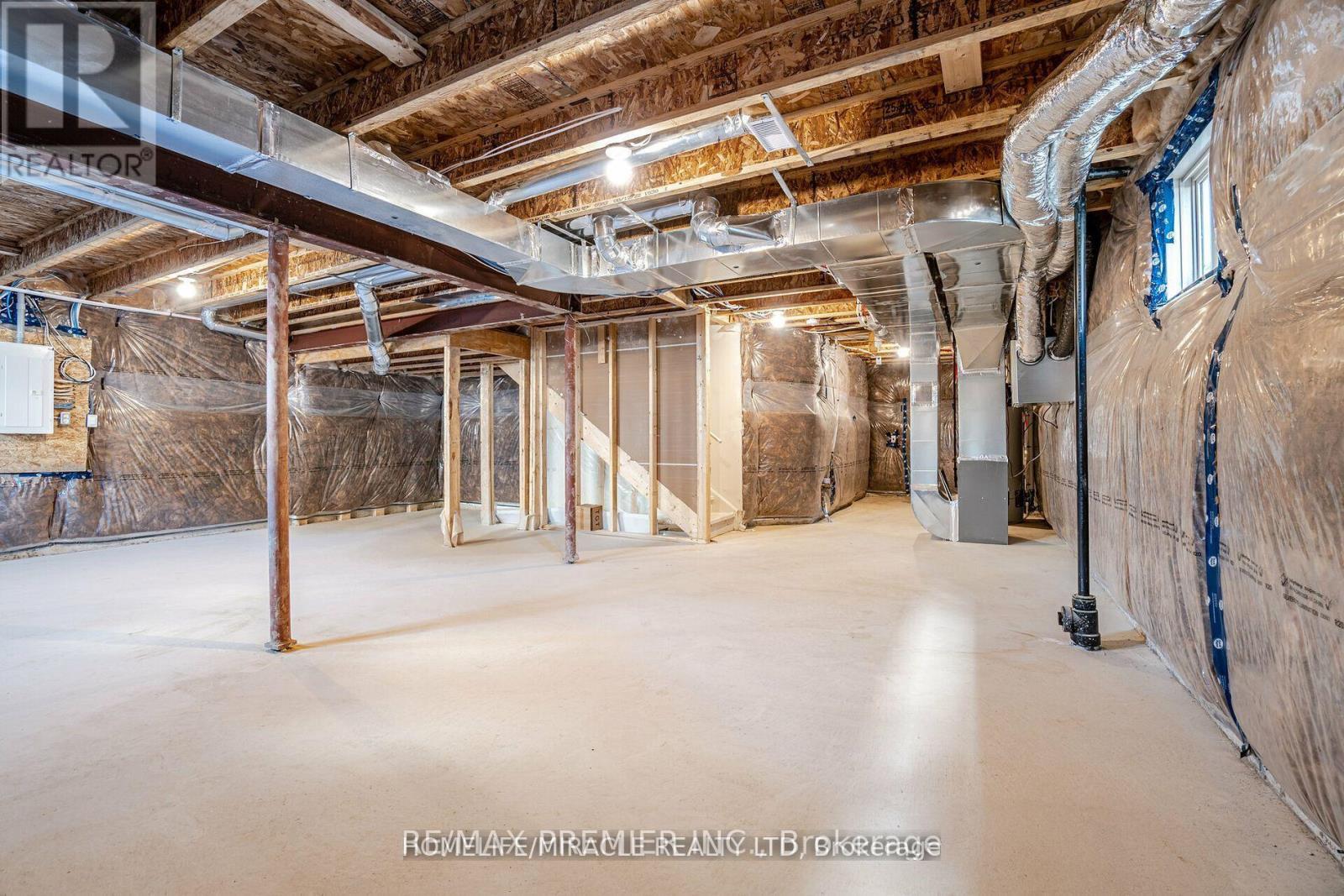 70 Ever Sweet Way, Thorold, ON - Indoor Photo Showing Basement