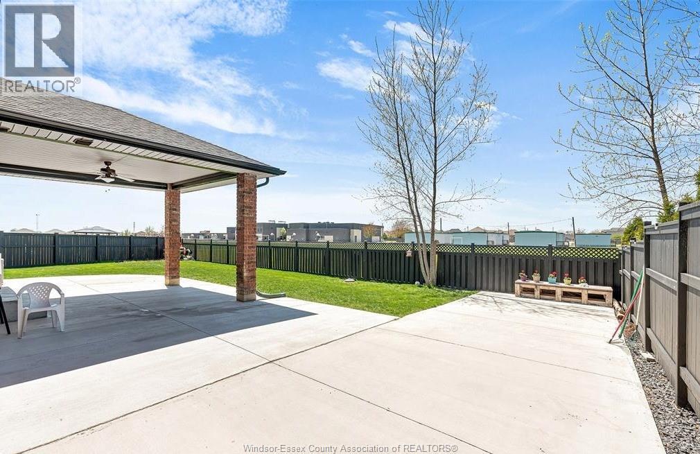 1099 Vincent Crescent, Lakeshore, ON - Outdoor