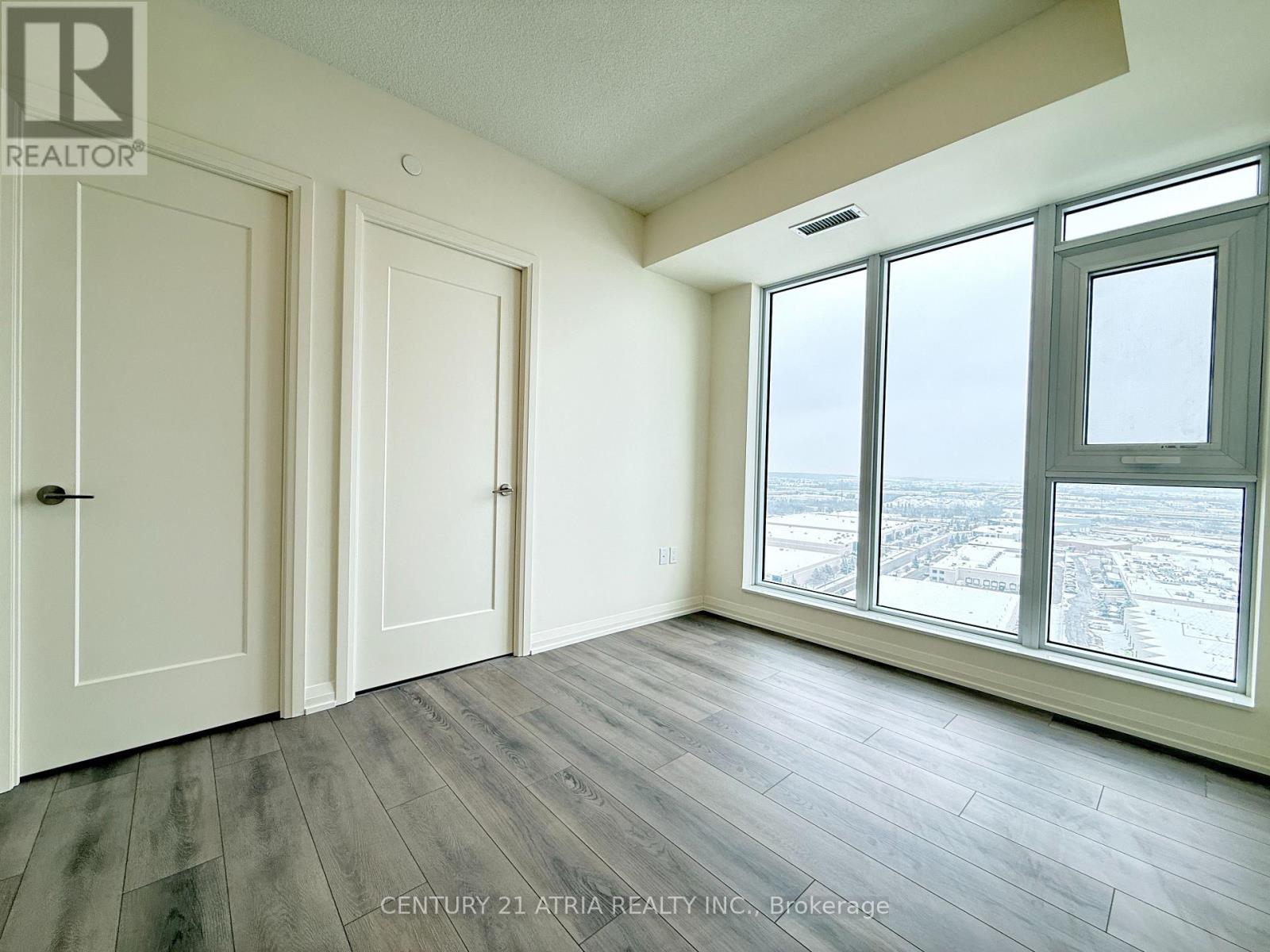 2021 - 8960 Jane Street, Vaughan, ON - Indoor Photo Showing Other Room