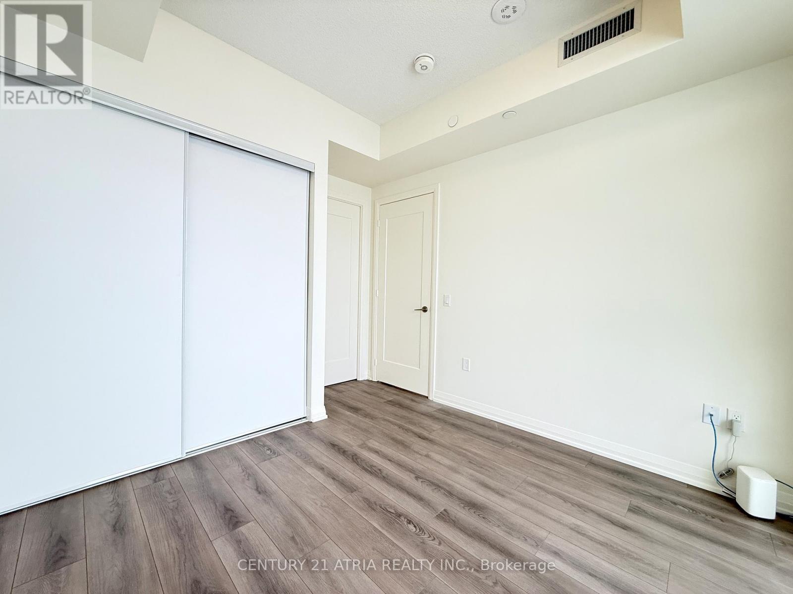 2021 - 8960 Jane Street, Vaughan, ON - Indoor Photo Showing Other Room