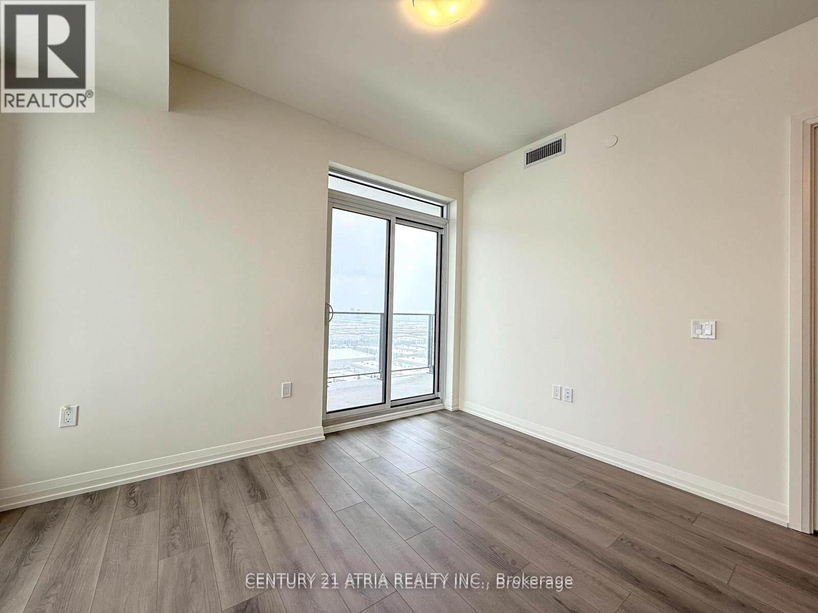 2021 - 8960 Jane Street, Vaughan, ON - Indoor Photo Showing Other Room