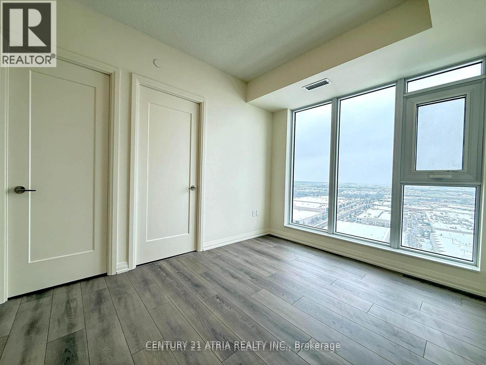 2021 - 8960 Jane Street, Vaughan, ON - Indoor Photo Showing Other Room