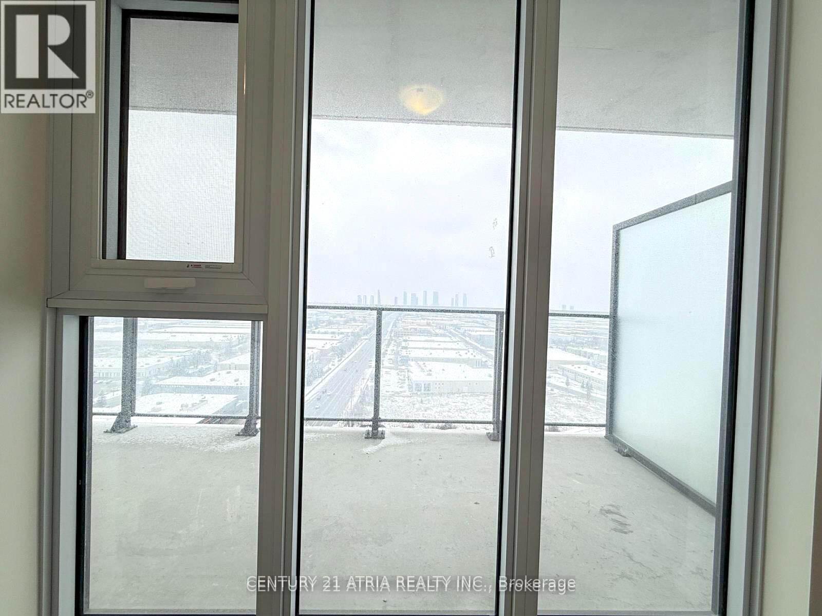 2021 - 8960 Jane Street, Vaughan, ON - Indoor Photo Showing Other Room