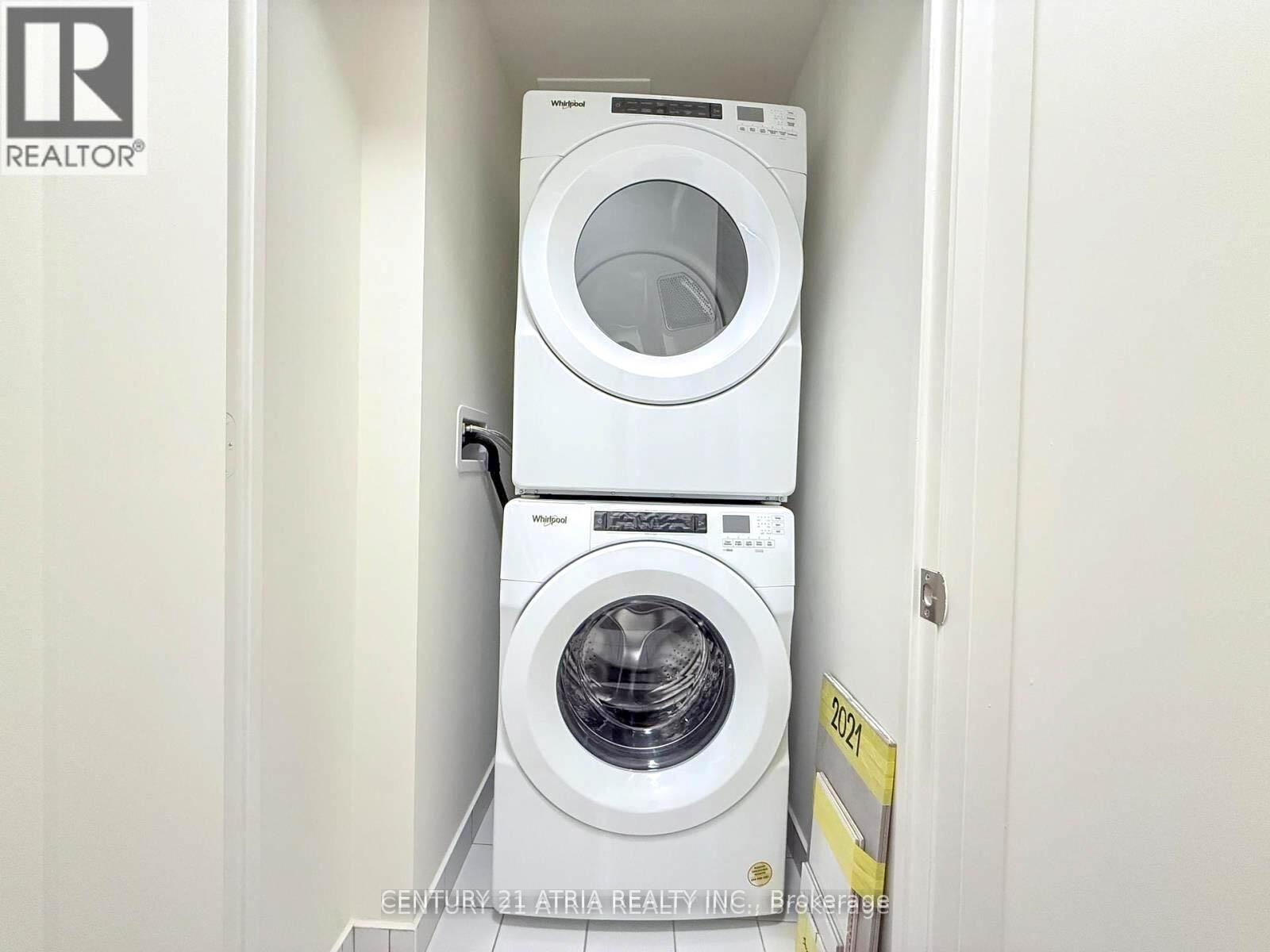 2021 - 8960 Jane Street, Vaughan, ON - Indoor Photo Showing Laundry Room