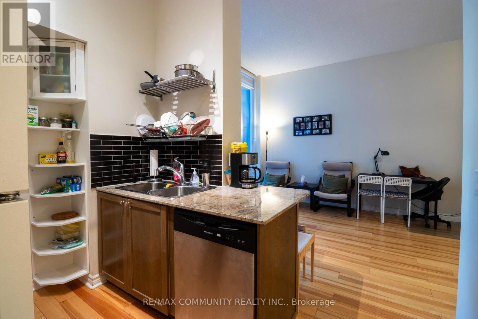 202 - 763 Bay Street, Toronto, ON - Indoor Photo Showing Kitchen With Double Sink