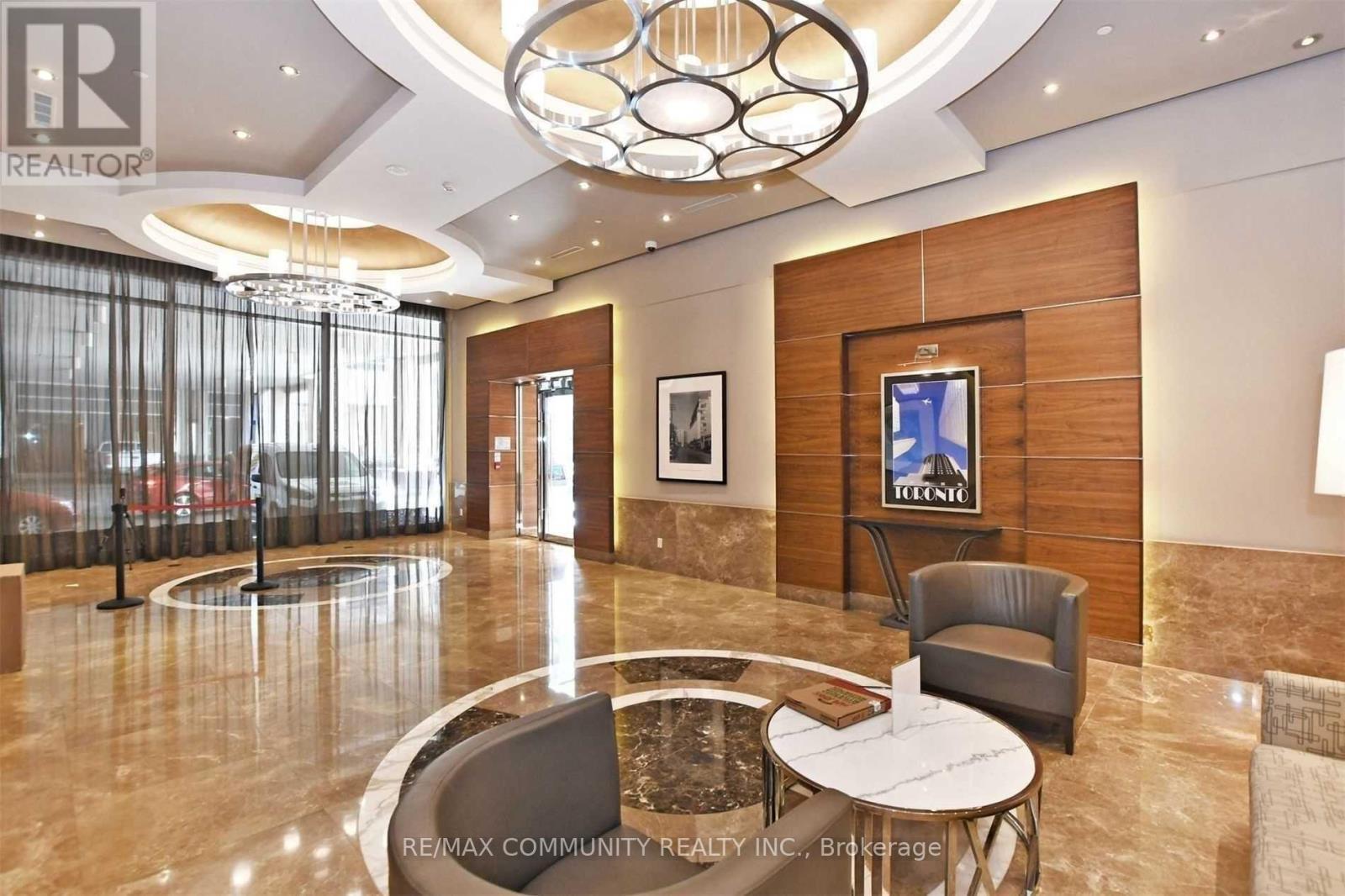 202 - 763 Bay Street, Toronto, ON - Indoor