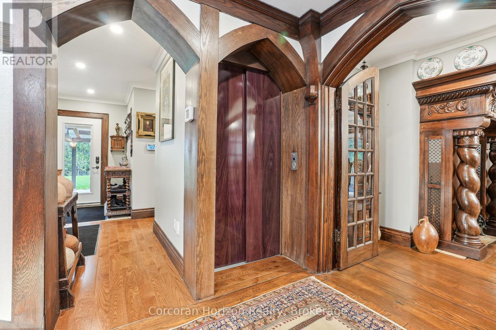 353 Sulphur Springs Road, Hamilton (Ancaster), ON - Indoor Photo Showing Other Room