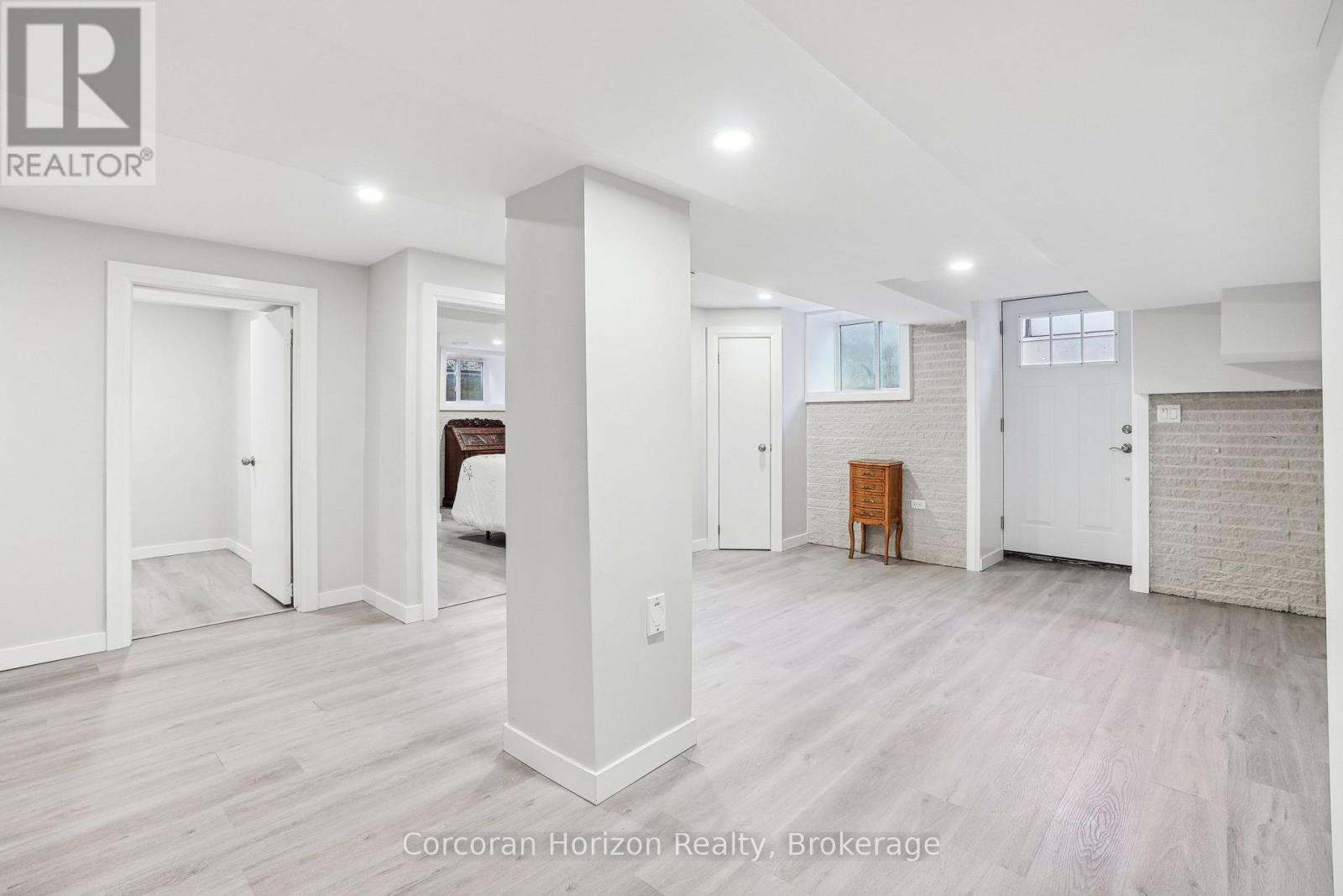 353 Sulphur Springs Road, Hamilton (Ancaster), ON - Indoor