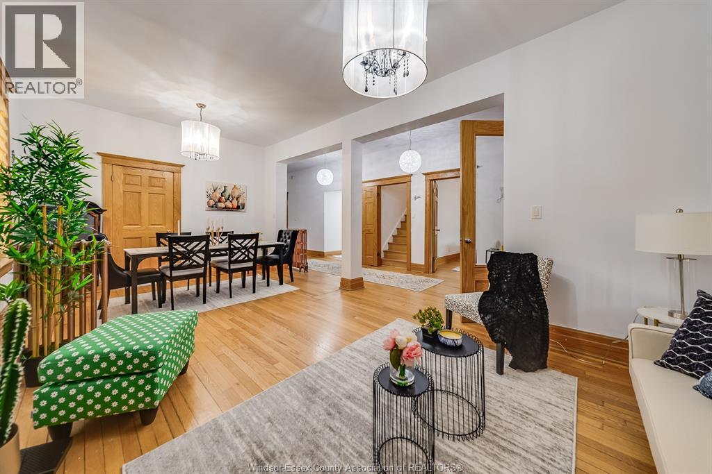 961 Ouellette Avenue, Windsor, ON