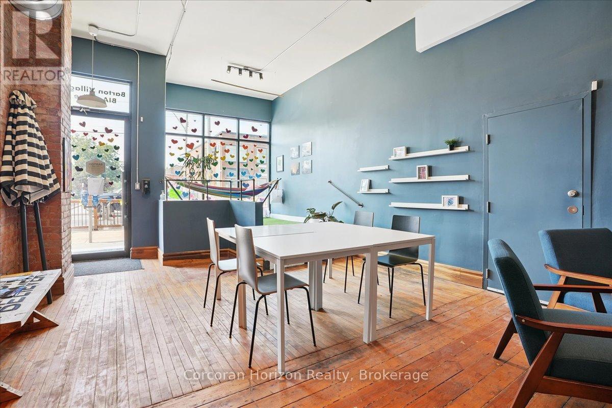 Main - 659 Barton Street E, Hamilton (Gibson), ON