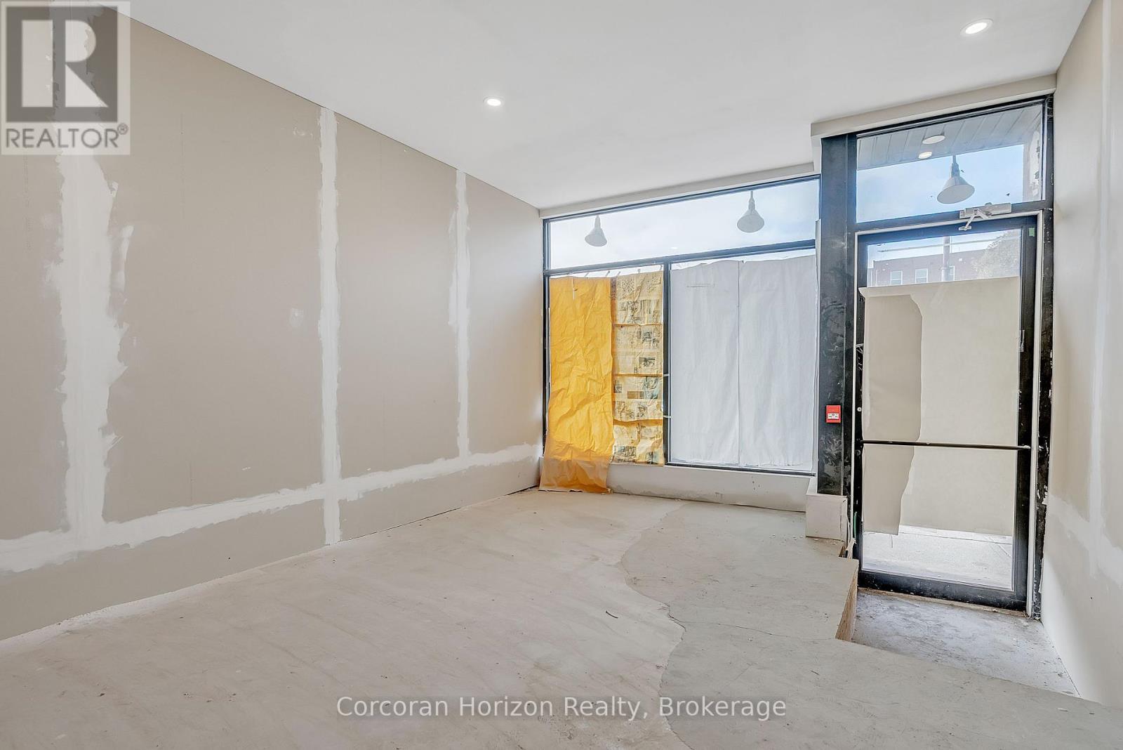 475 King Street E, Hamilton (Landsdale), ON